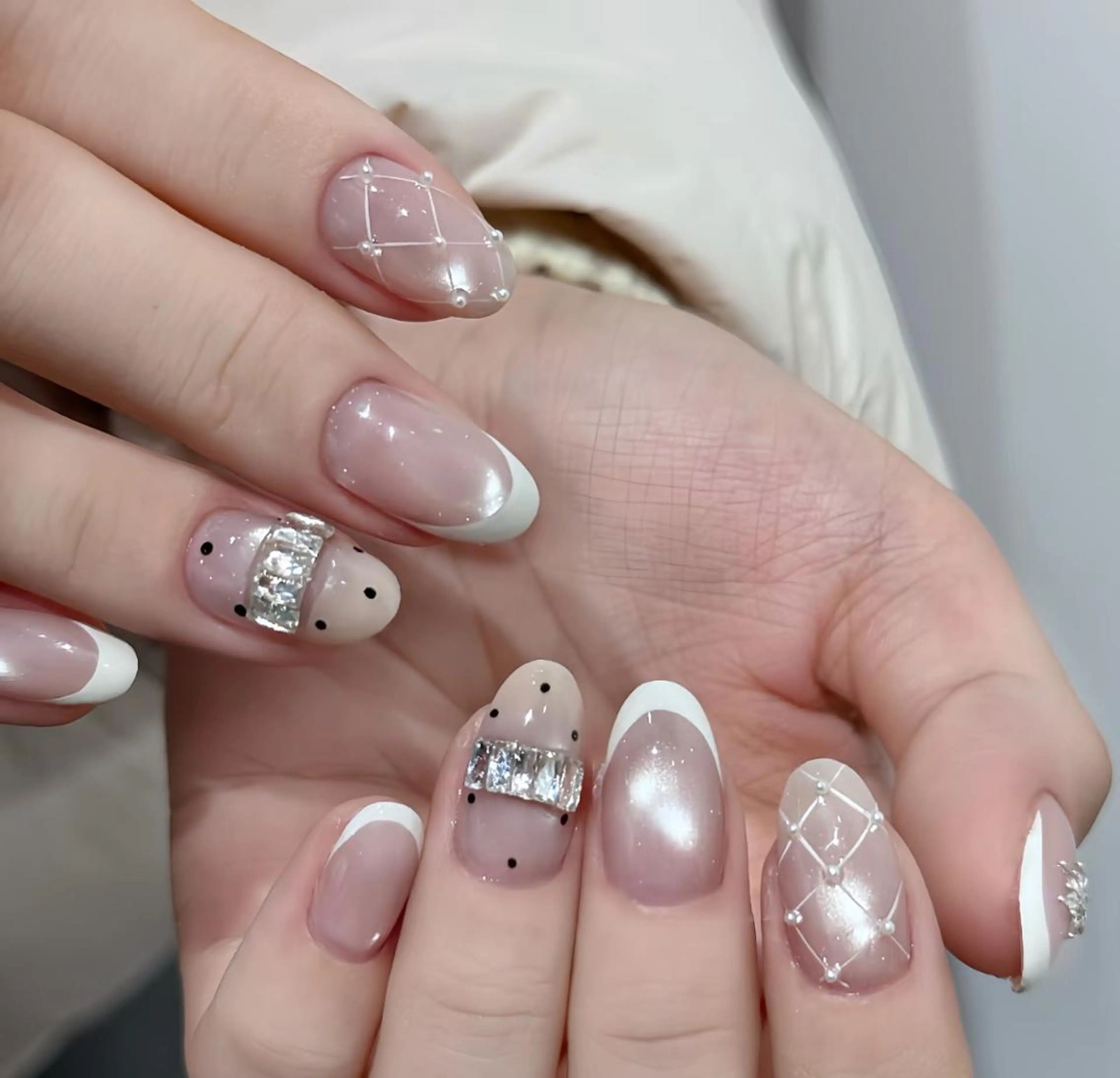 ネイル ハンドネイル 🎀 KiKi_nailのネイルデザイン