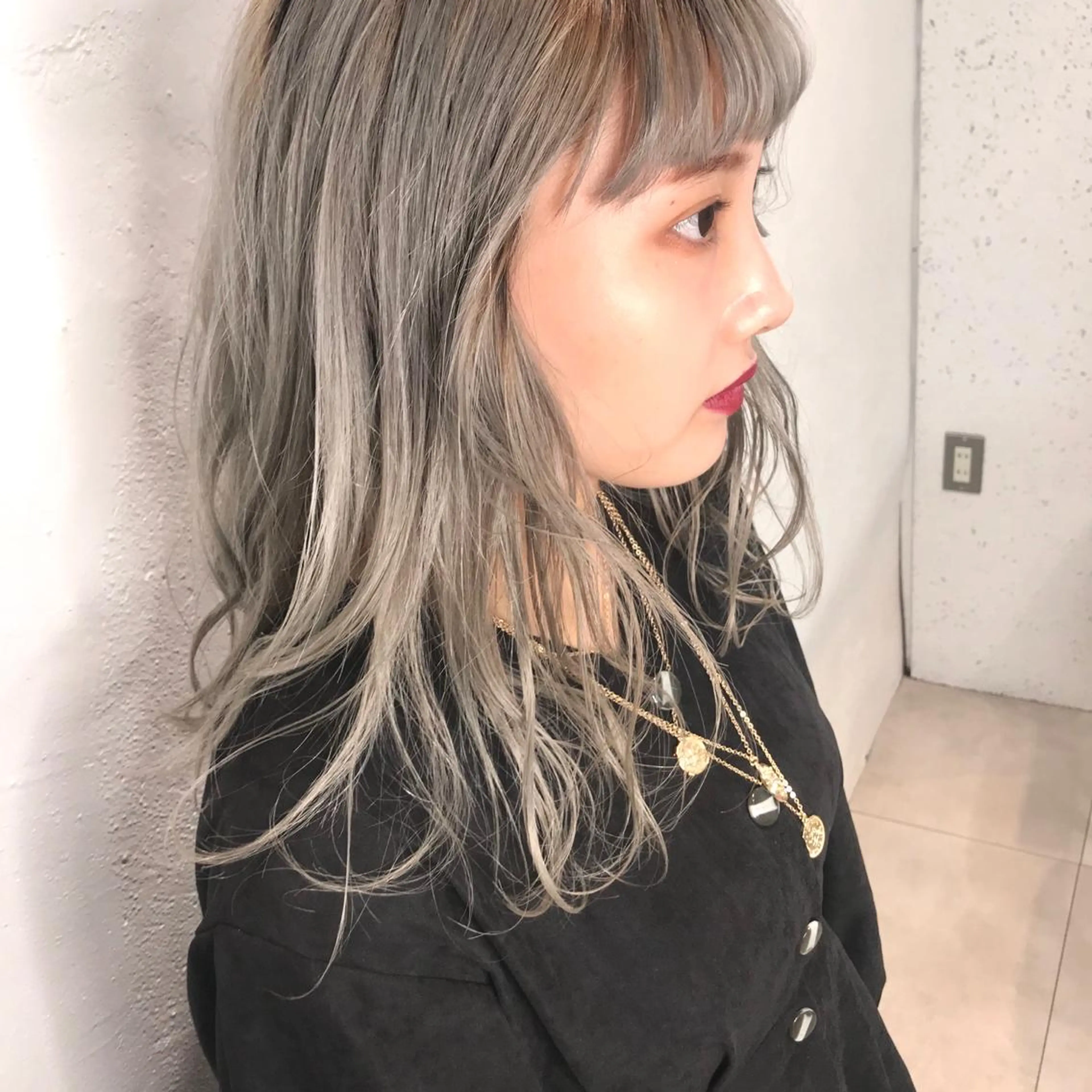 ミディアム カラー ヘアカラー 🇰🇷カルマパーマ kaito🇰🇷のヘアスタイル
