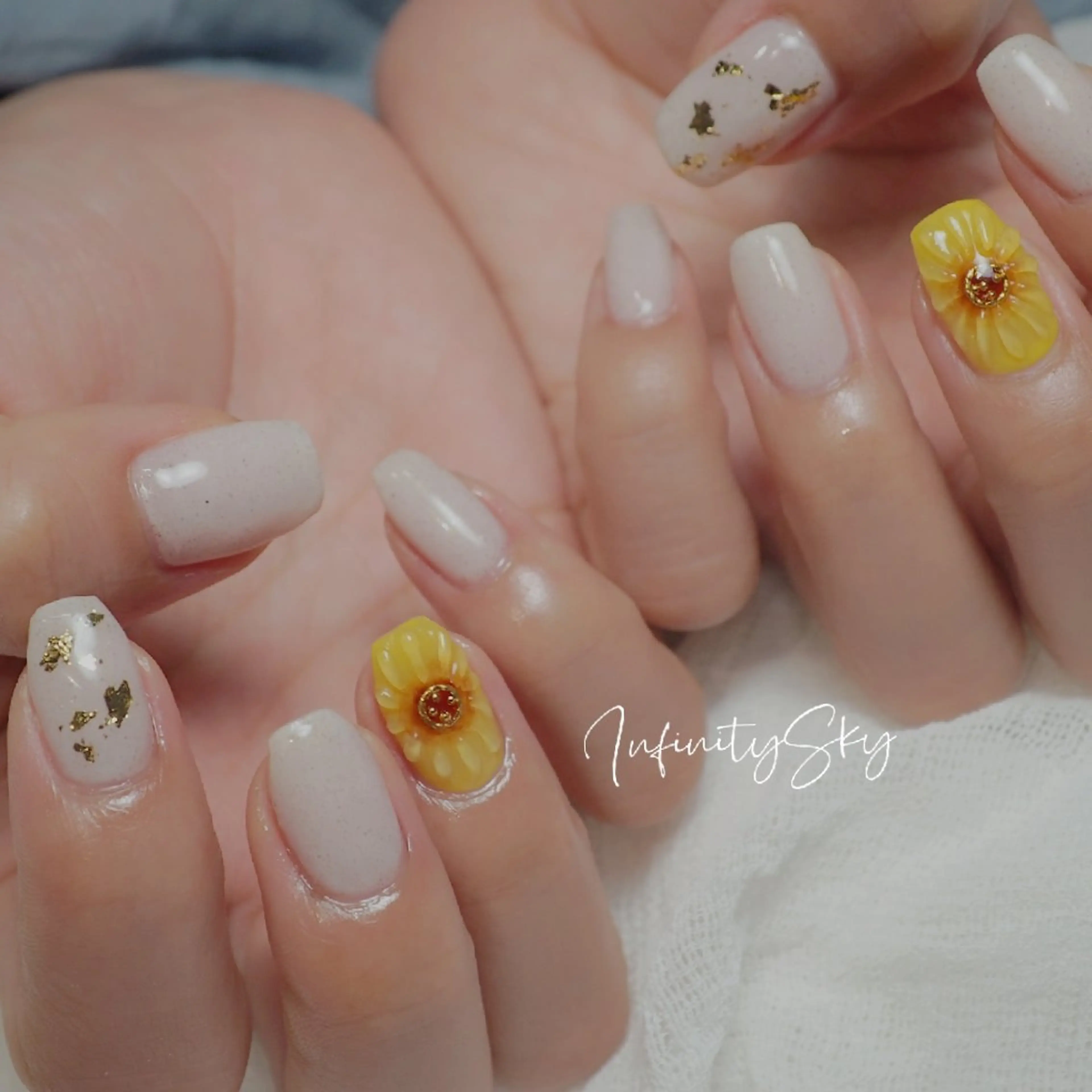 ネイル フラワーネイル ジェルネイル infinity skyのネイルデザイン