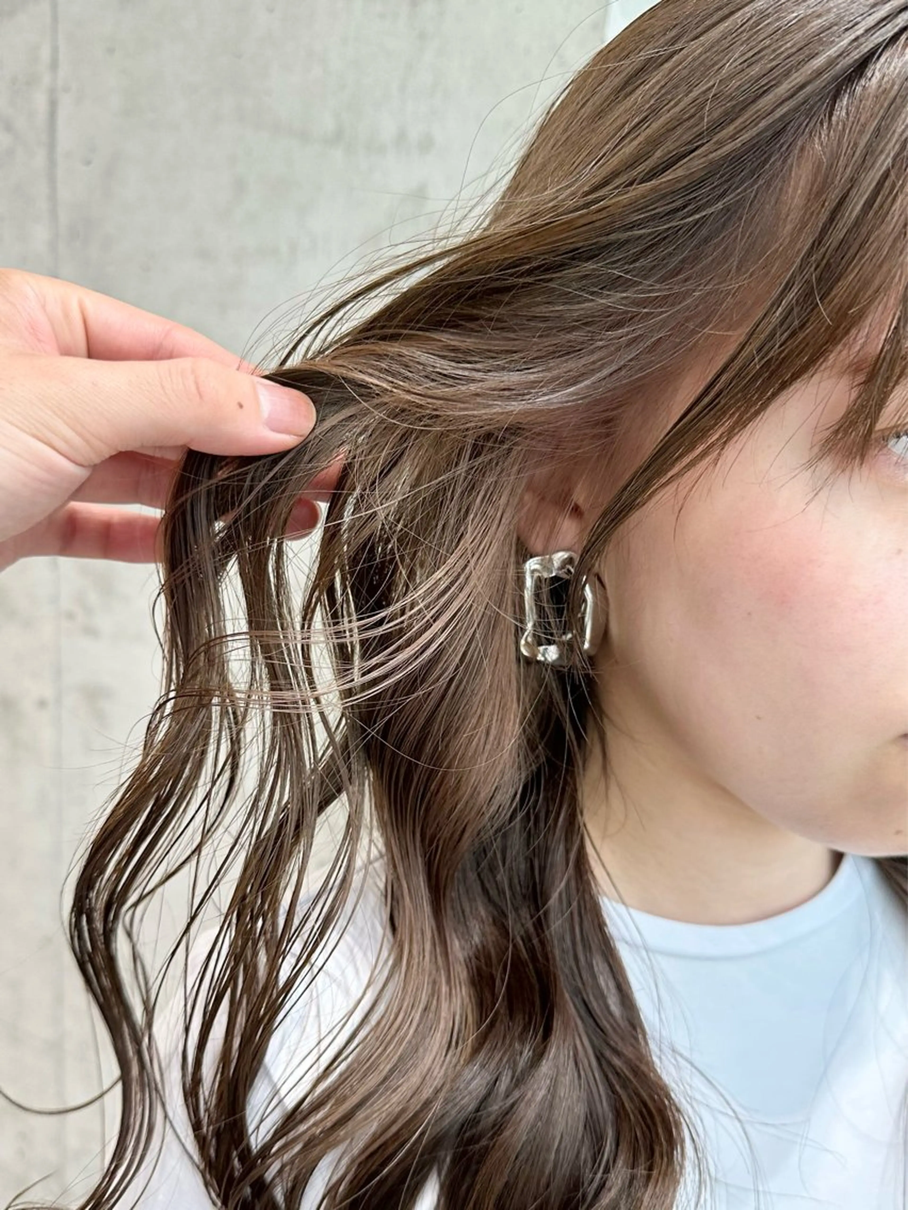 セミロング ヘアカラー ✨透明感カラー/縮毛 恵比寿HAYATO✨のヘアスタイル