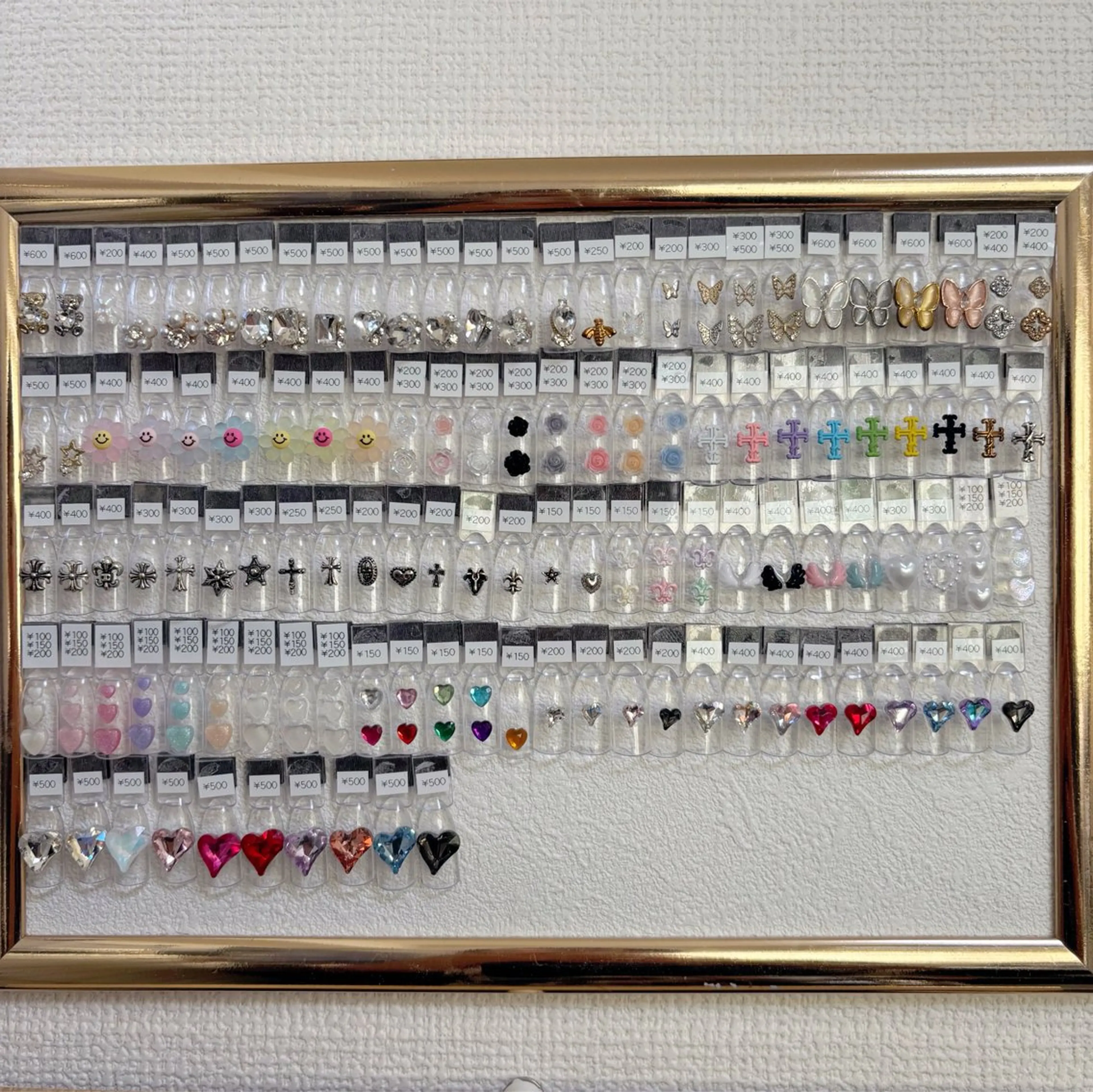 ネイル nailroom DIASOMNIAのネイルデザイン