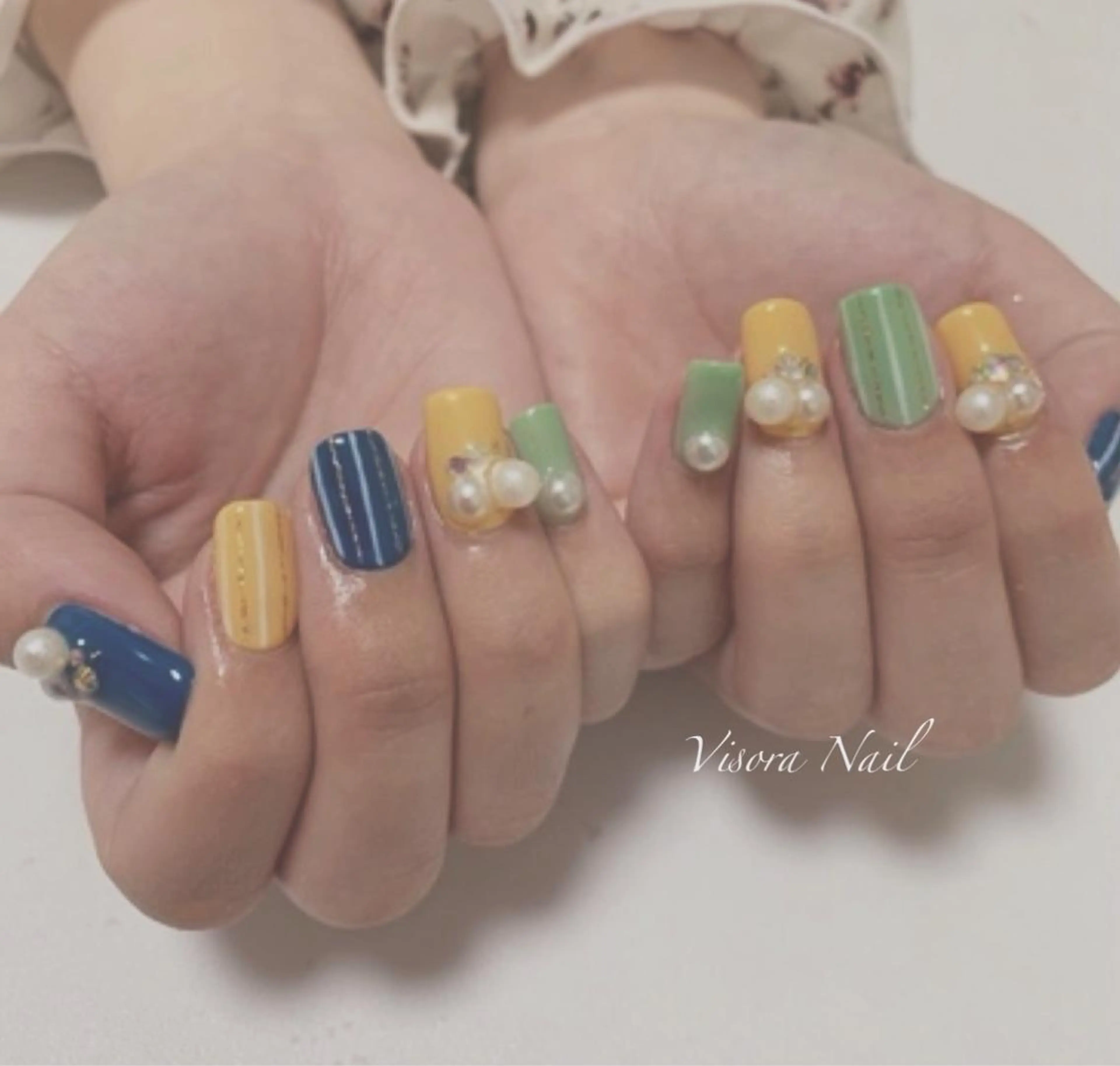 ネイル ハンドネイル 美SORA ～ｳﾞｨｿﾗ～のネイルデザイン