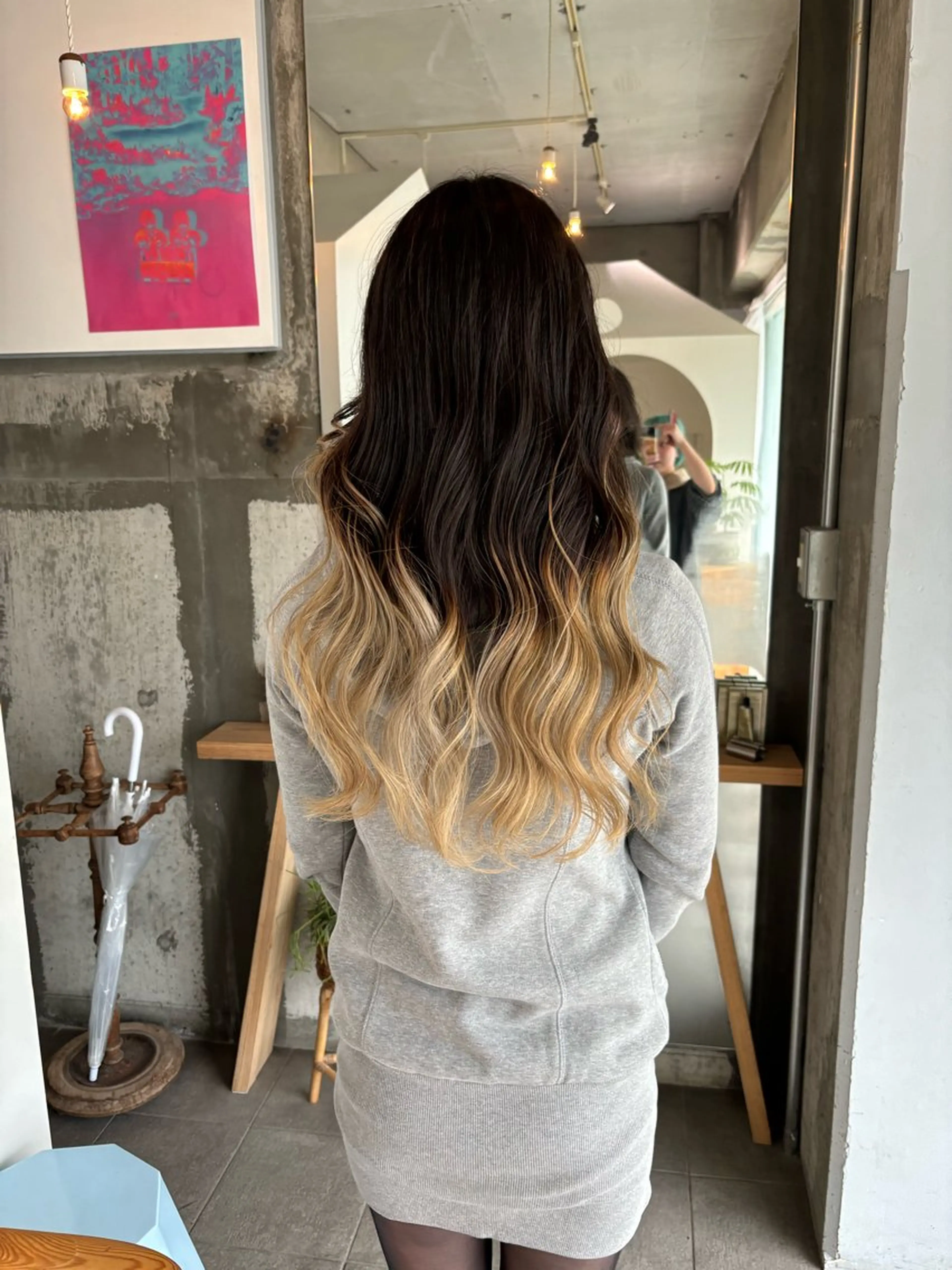 ロング カラー ヘアアレンジ 黒髪 ブリーチ 透明感カラー ダブルカラー グラデーションカラー mirai/レイヤー ボブ/デザインのヘアスタイル