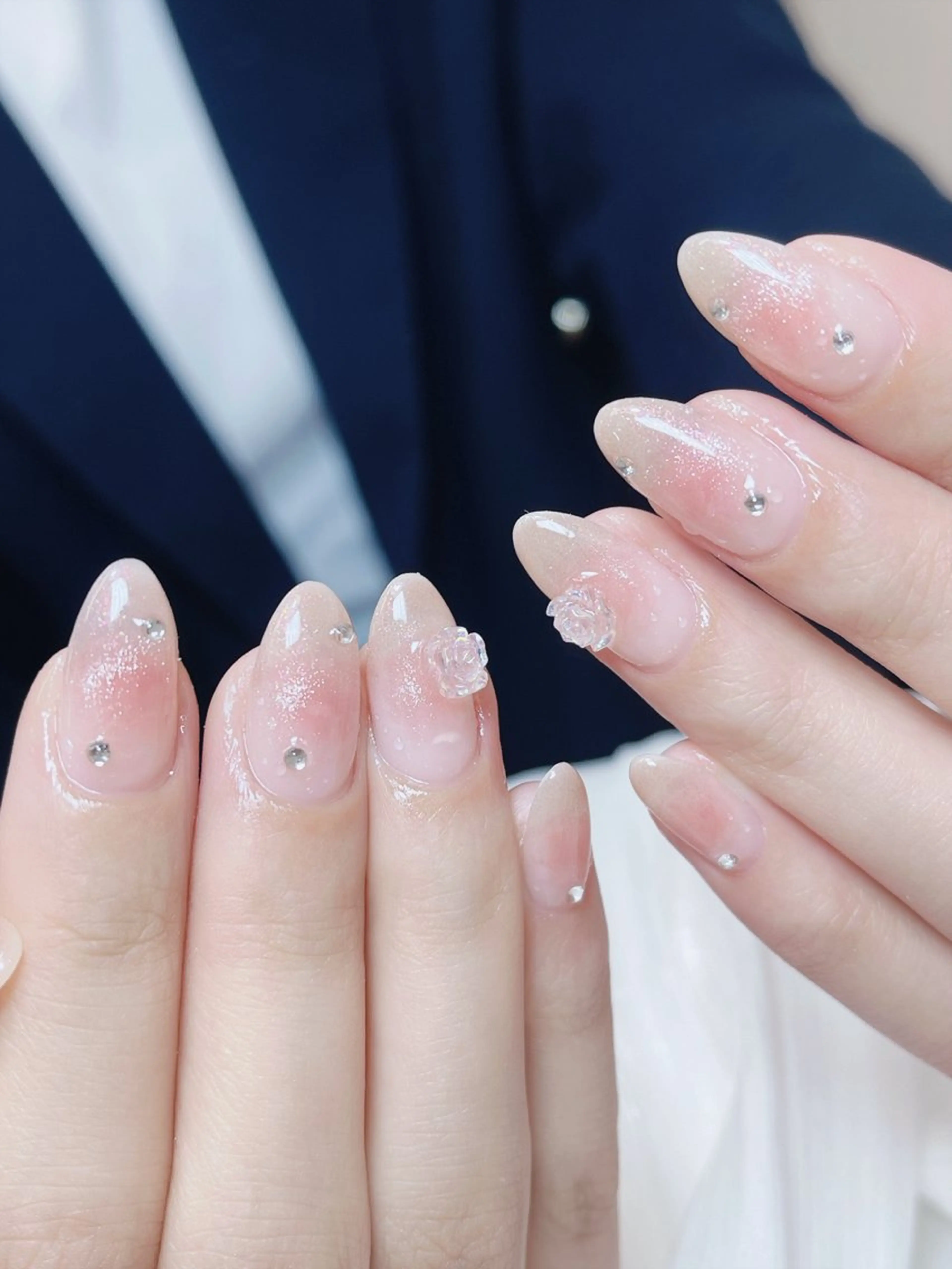 ネイル チークネイル フレンチネイル グラデーション キラキラネイル 韓国ネイル ハンドネイル DUO   MI nail salonのネイルデザイン