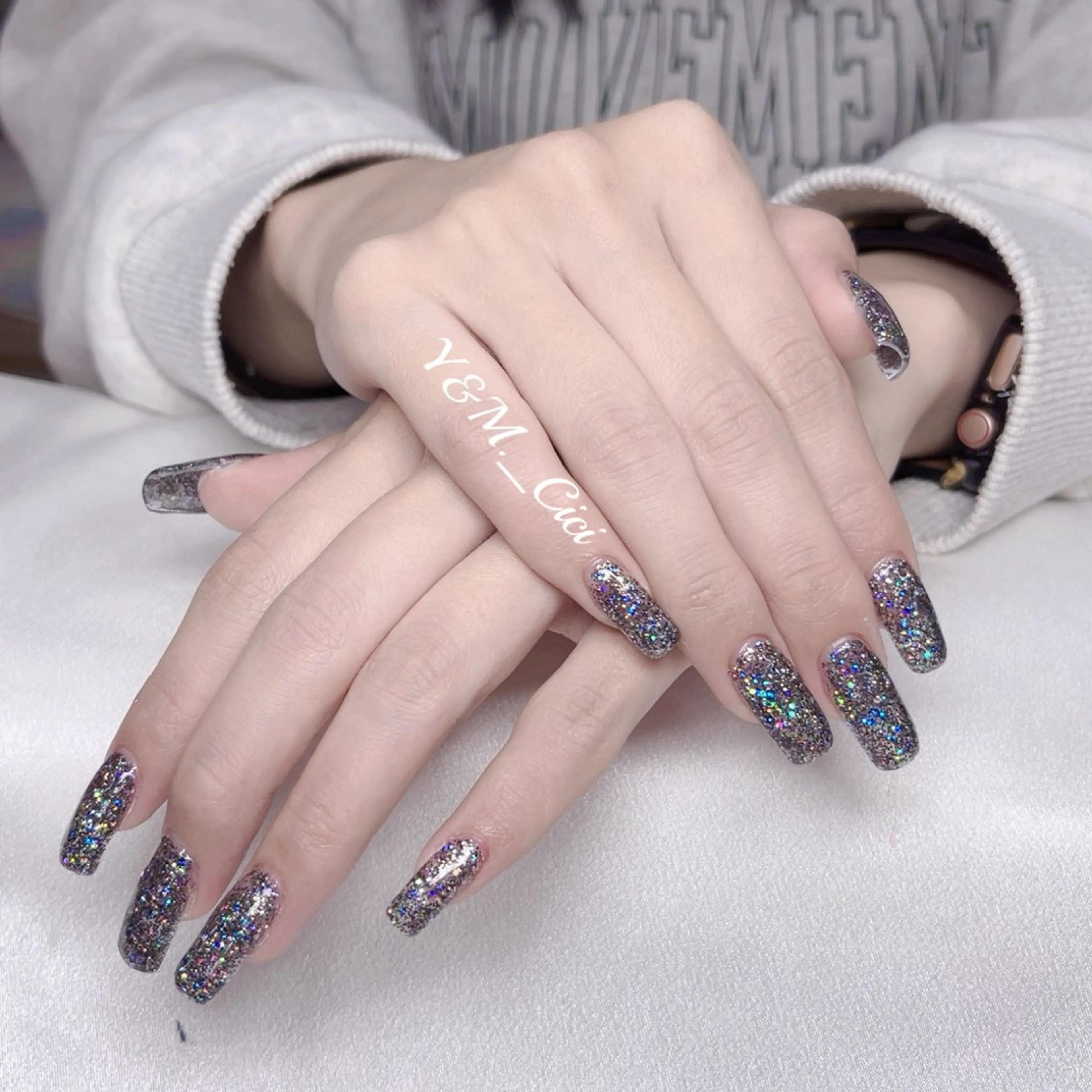 ネイル Ui_Amor (パラジェル)のネイルデザイン