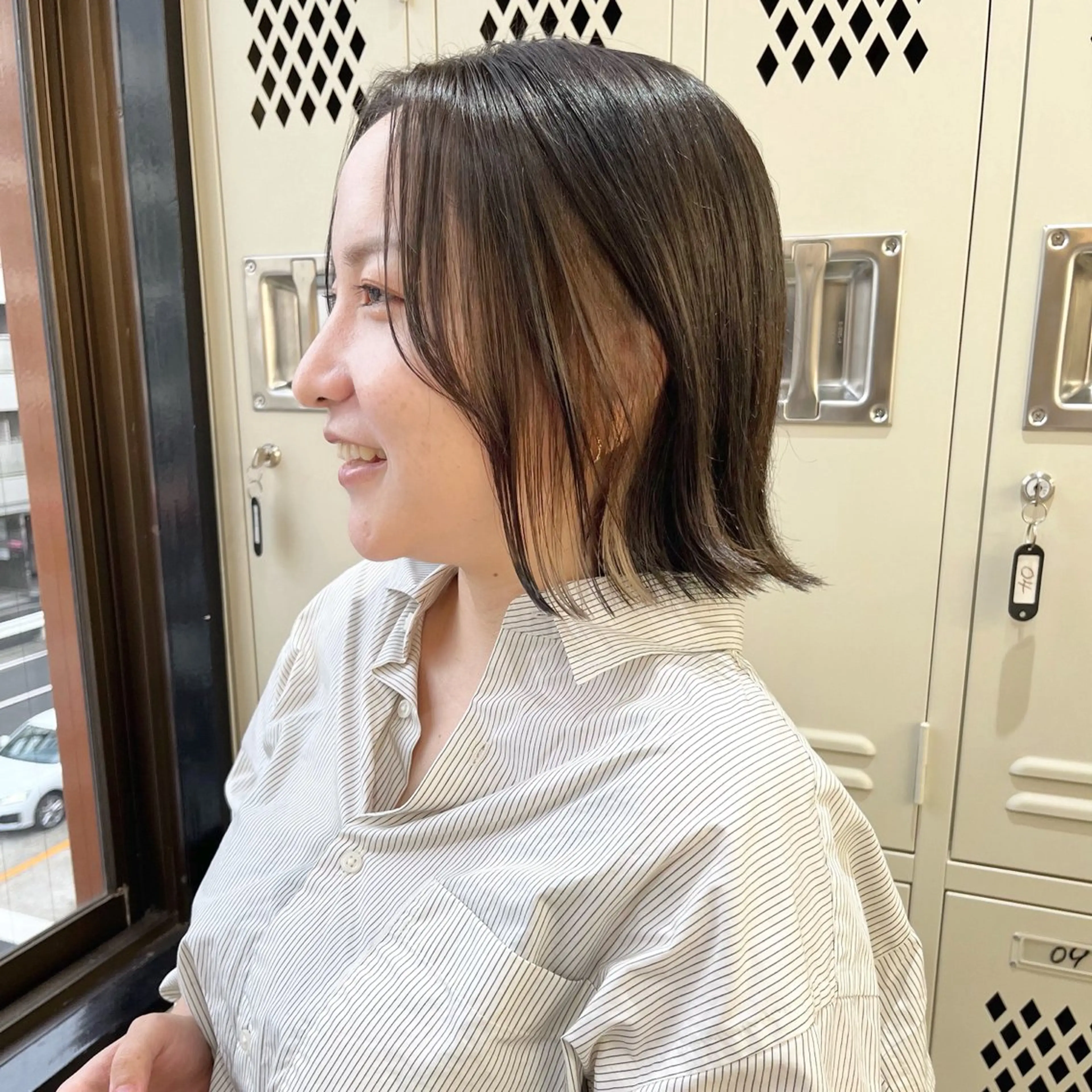 ショート カラー ブリーチ イヤリングカラー ブリーチなしカラー ボブ レイヤーカット カット ヘアカラー トリートメント 初めてのショート お任せください✂️のヘアスタイル