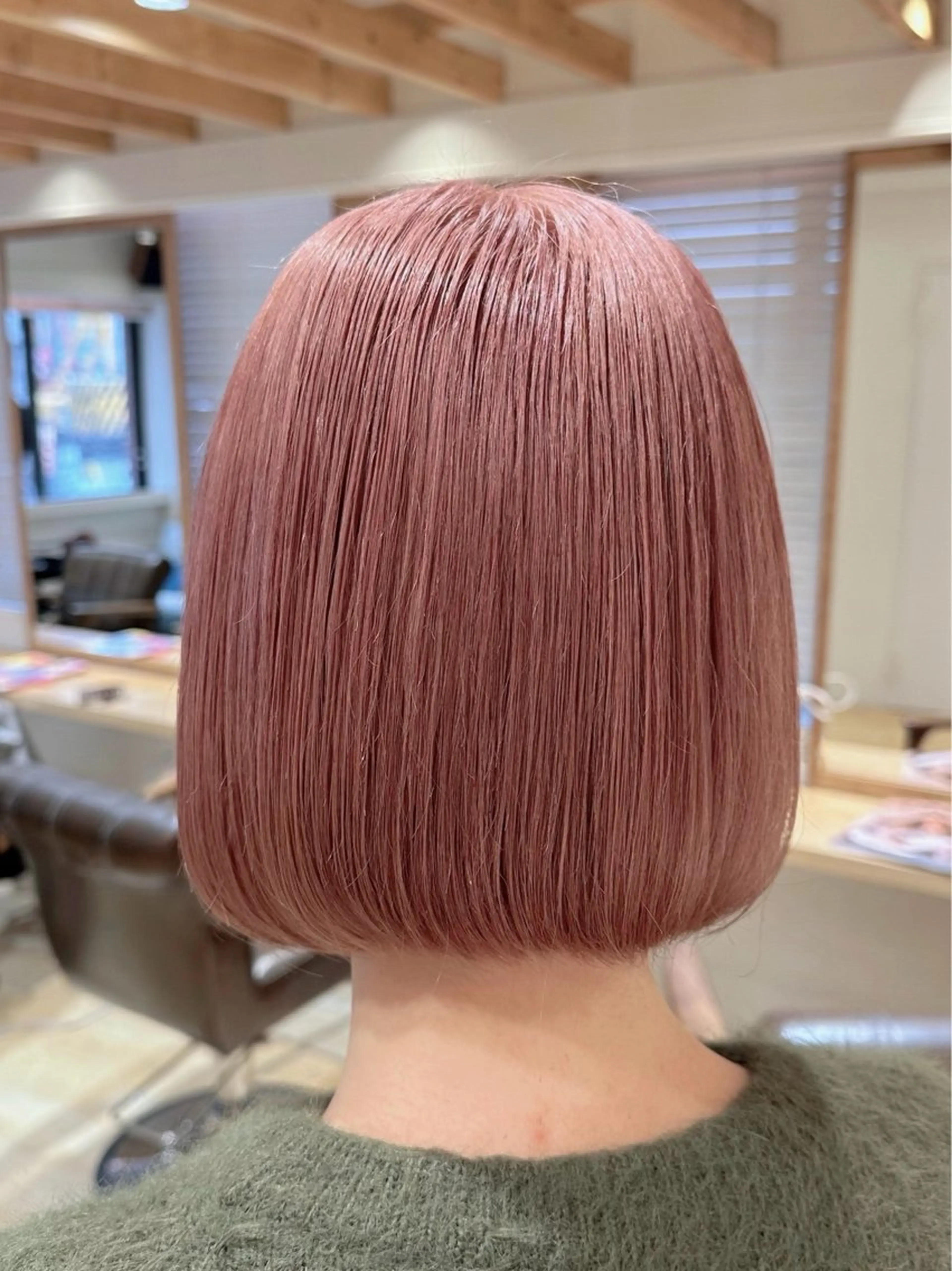 ミディアム カット ヘアカラー トリートメント 新宿 木下拓哉のヘアスタイル