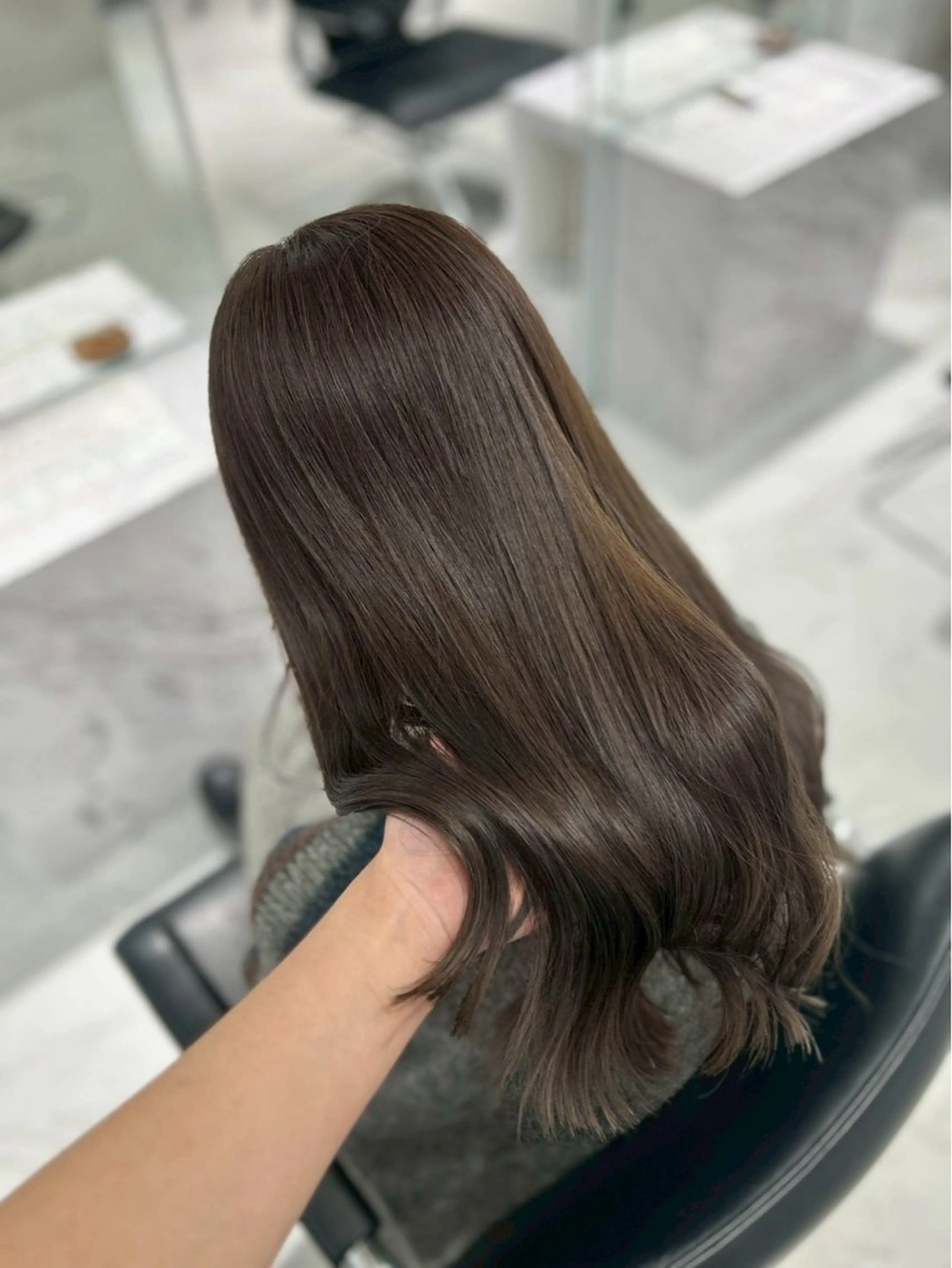 ロング カラー 透明感カラー トリートメント sweep天神 Mizukiのヘアスタイル