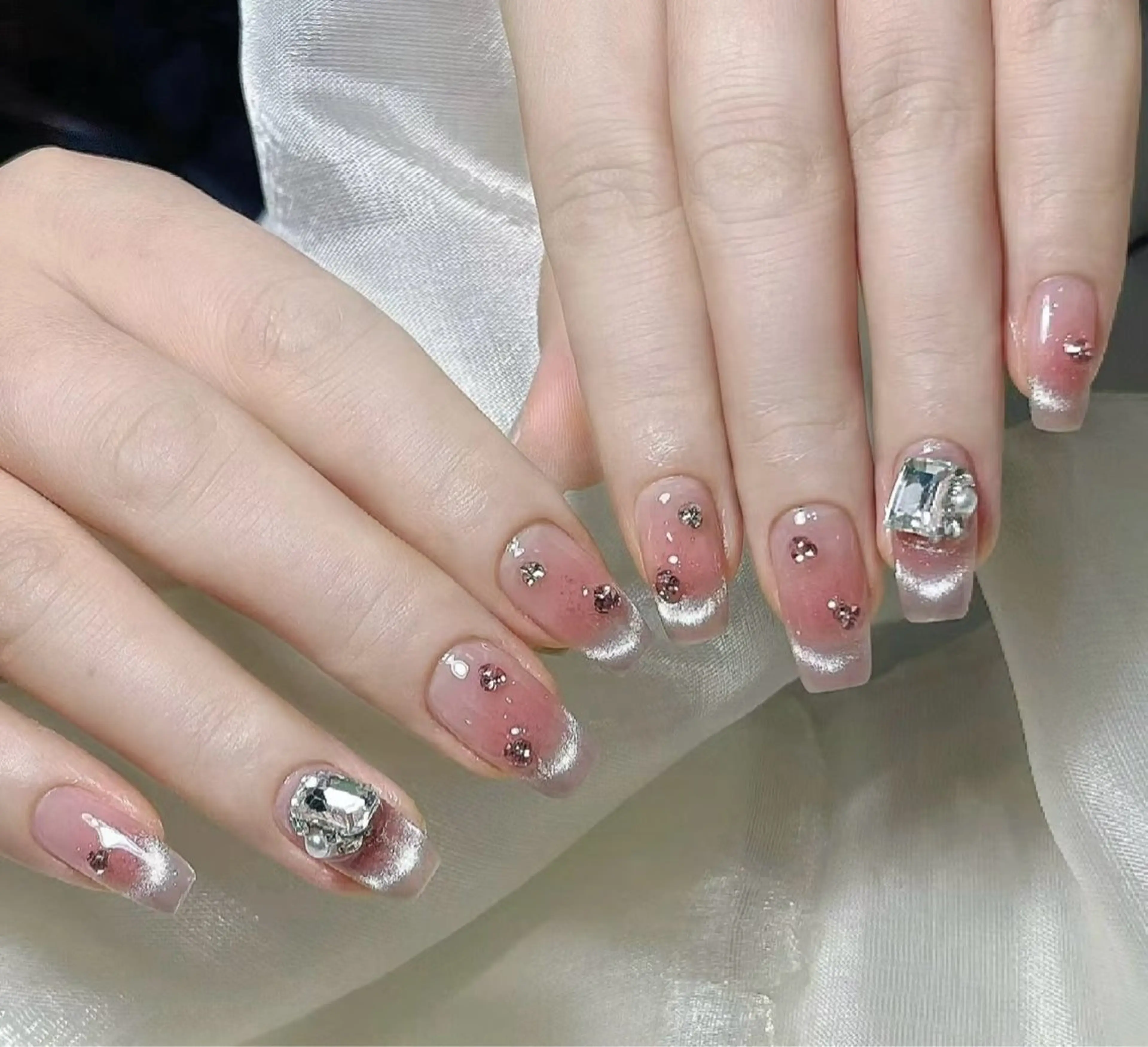 ネイル コネコネイルサロン モデル用のネイルデザイン