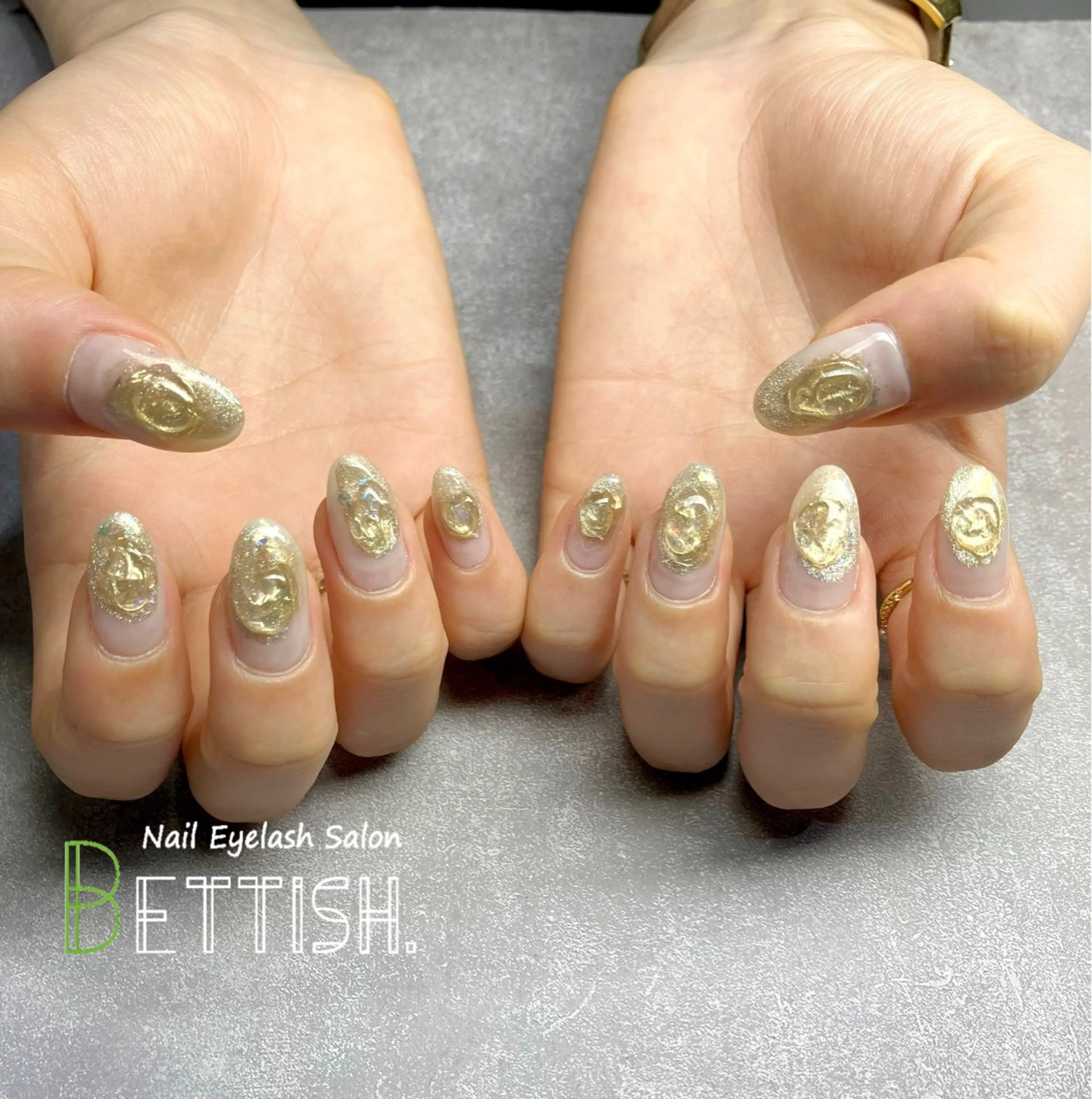 ネイル ゴールド BETTISH. KUMIKO☺︎︎のネイルデザイン