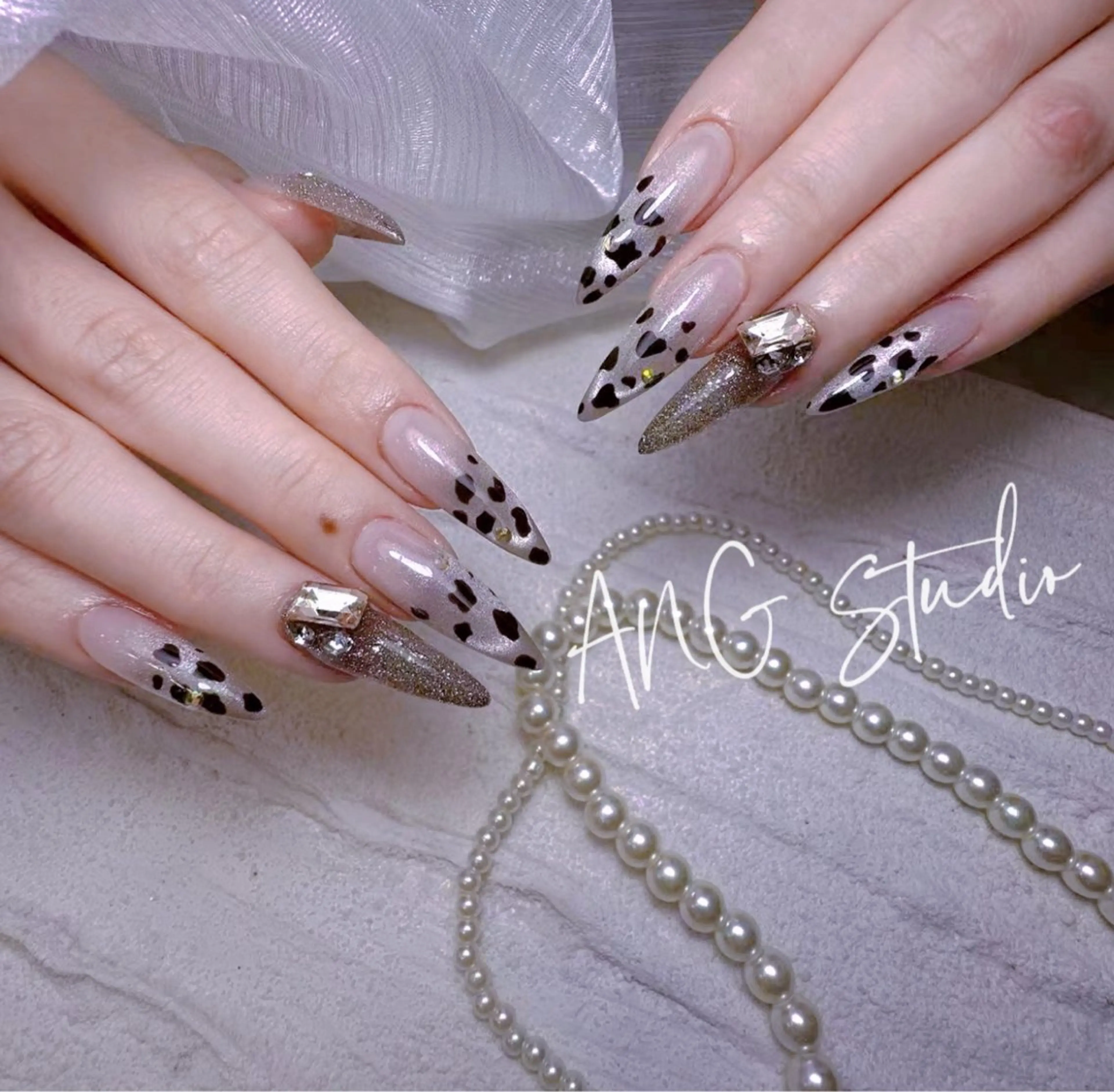 ネイル ハンドネイル ハンドケア ANG Studioのネイルデザイン