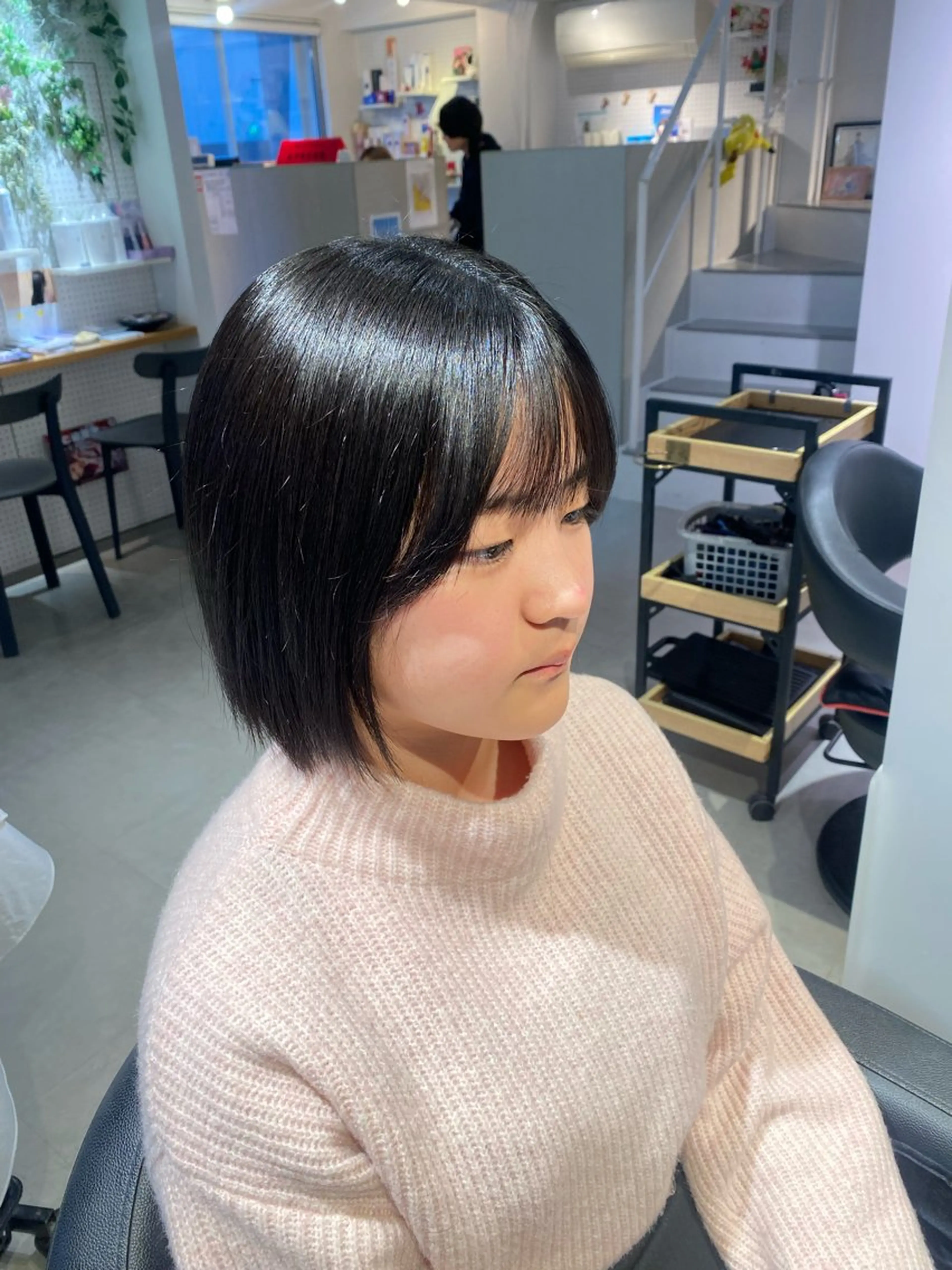 ショート ボブ カット APREKO 葵のヘアスタイル