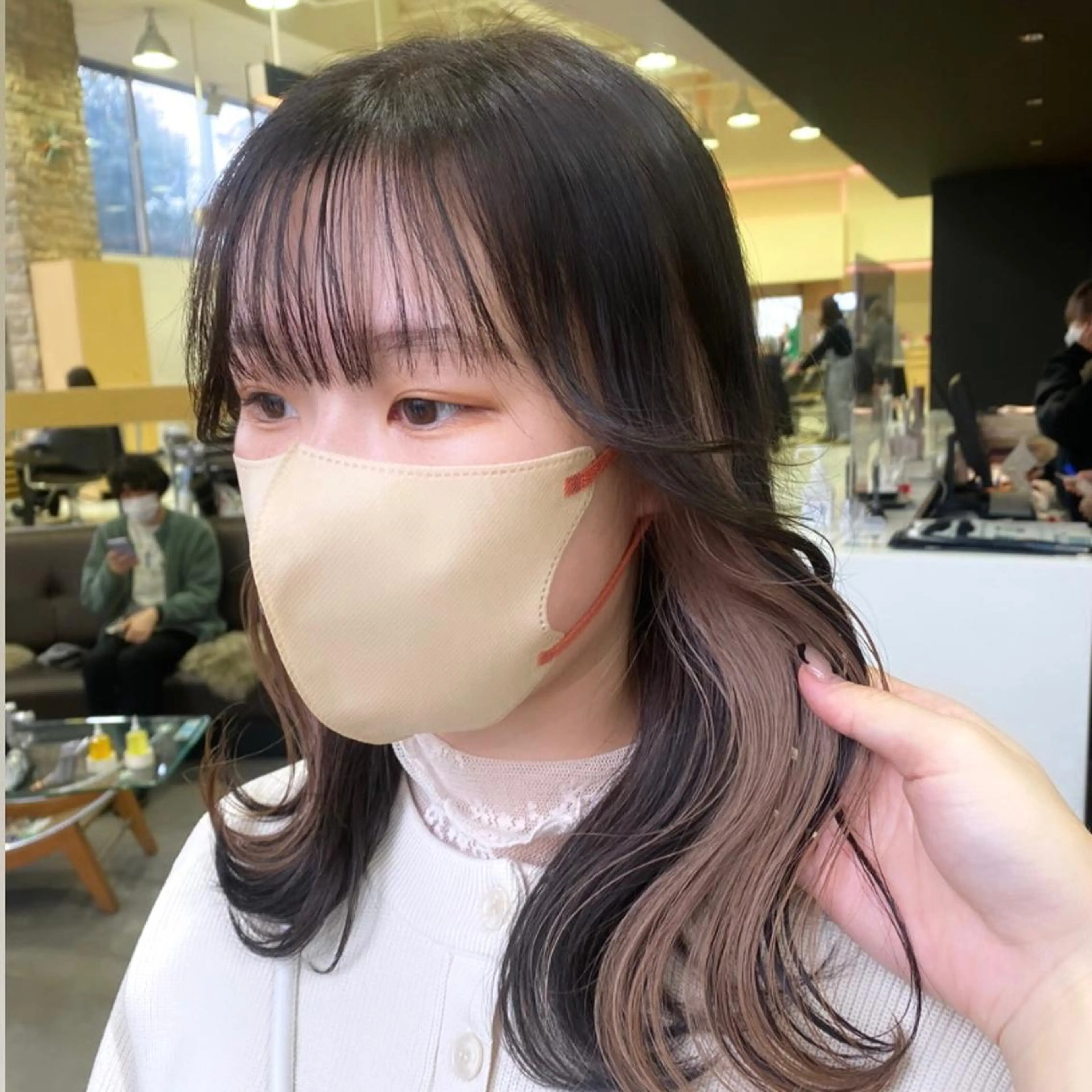 セミロング fameu / hinaのヘアスタイル