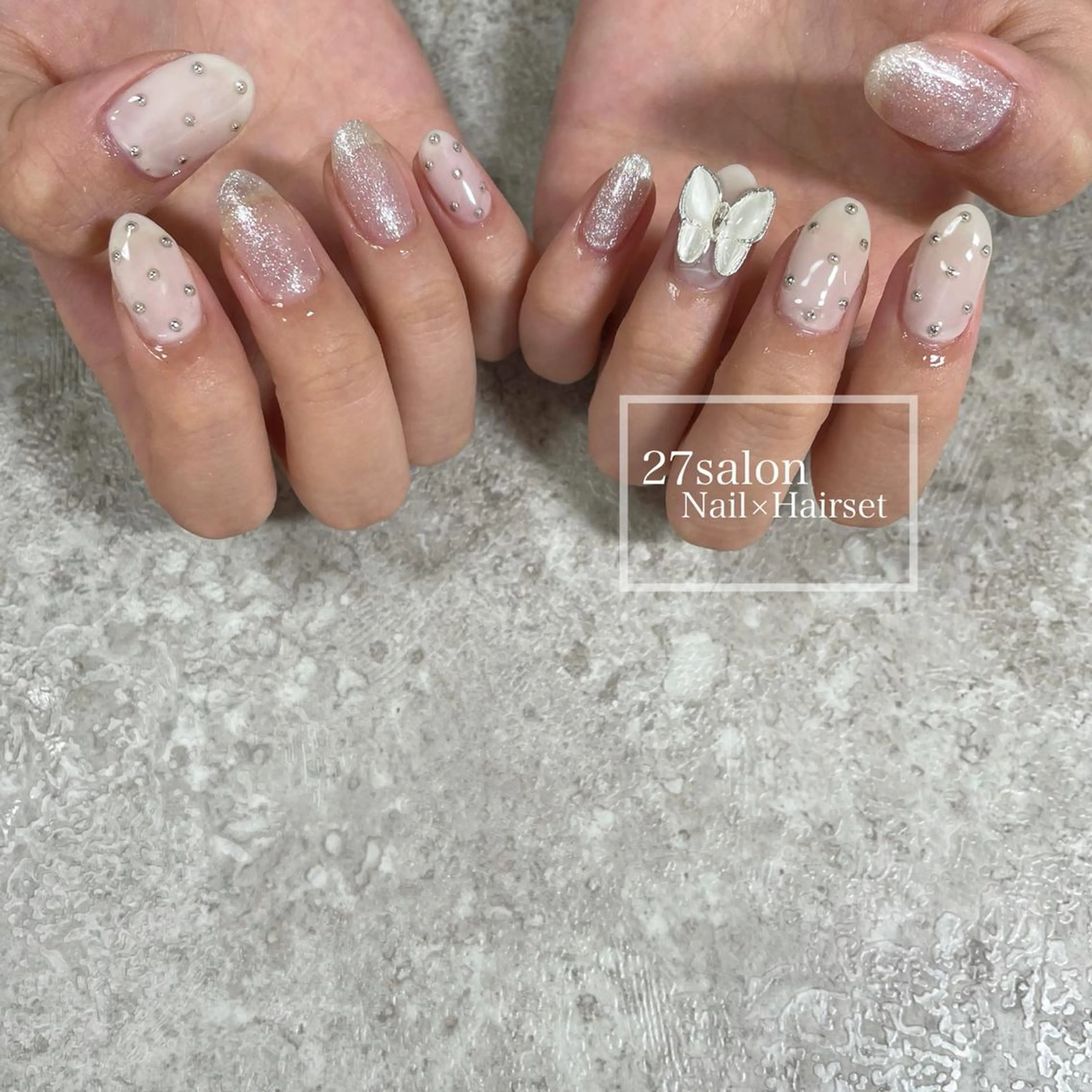 ネイル ドット 韓国ネイル ホワイト 27salon yuinaのネイルデザイン