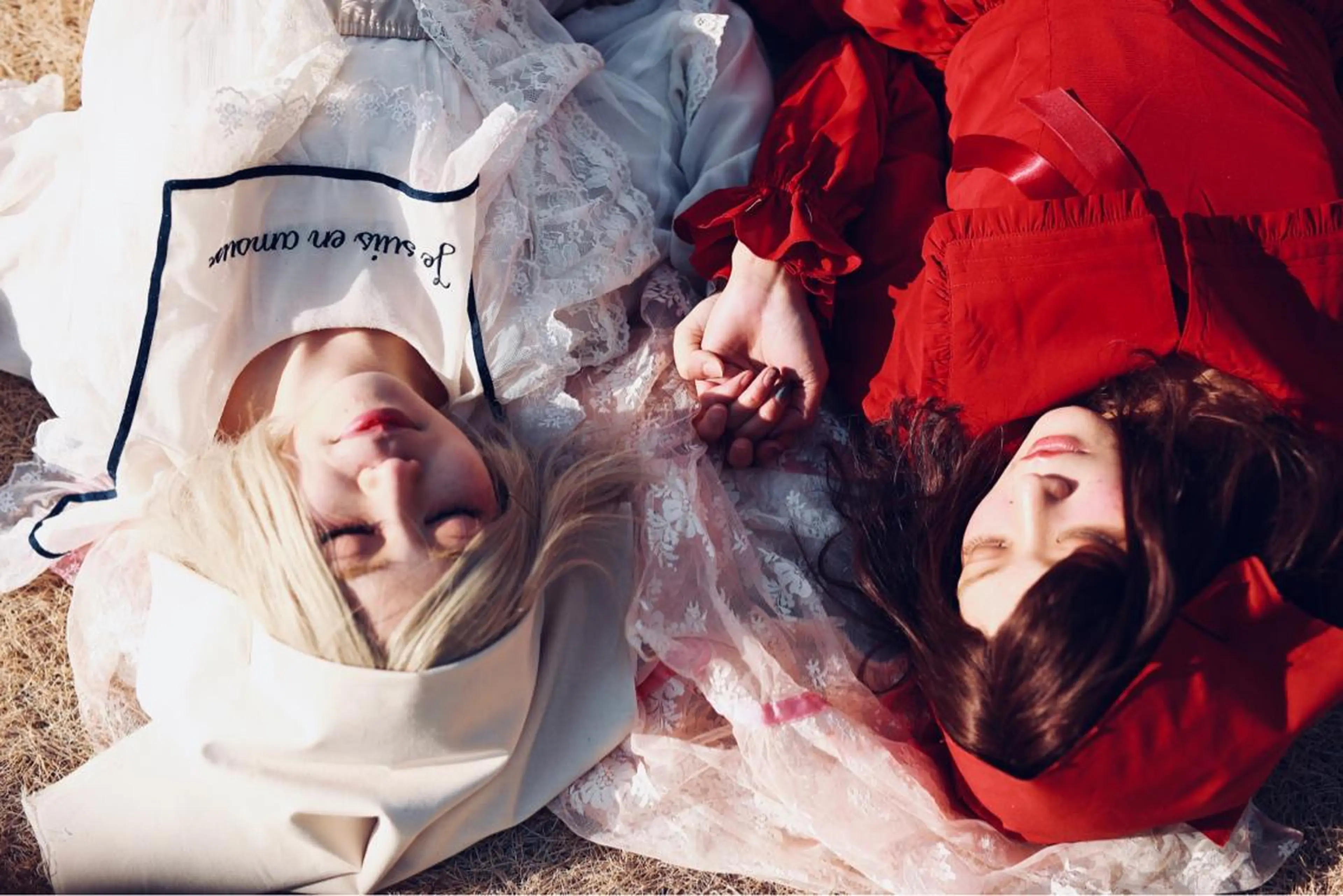 岩谷/ブリーチ 🪽透明感カラーのヘアスタイル