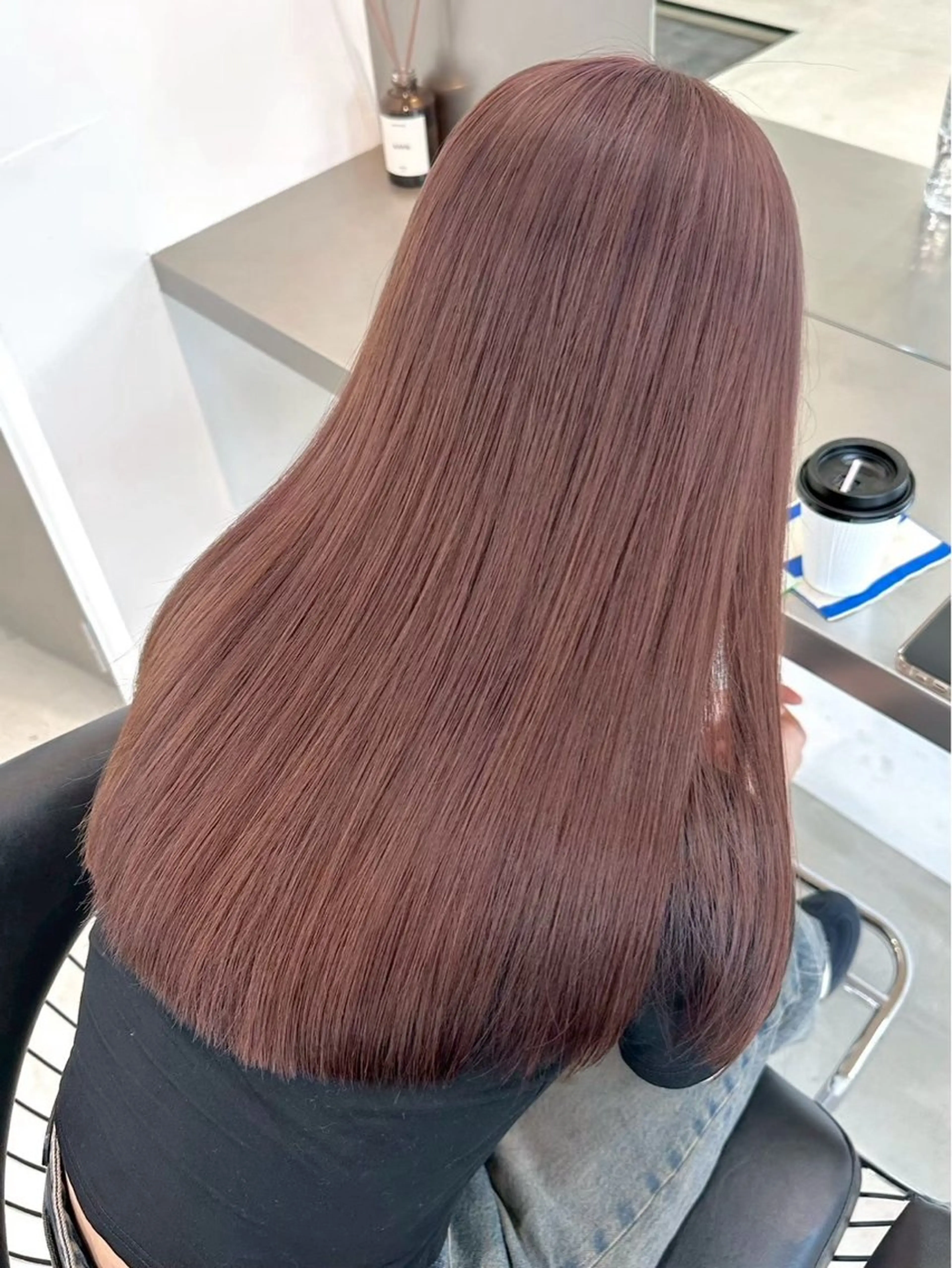 ロング ヘアカラー MAHIRO LUCKTOKYOのヘアスタイル
