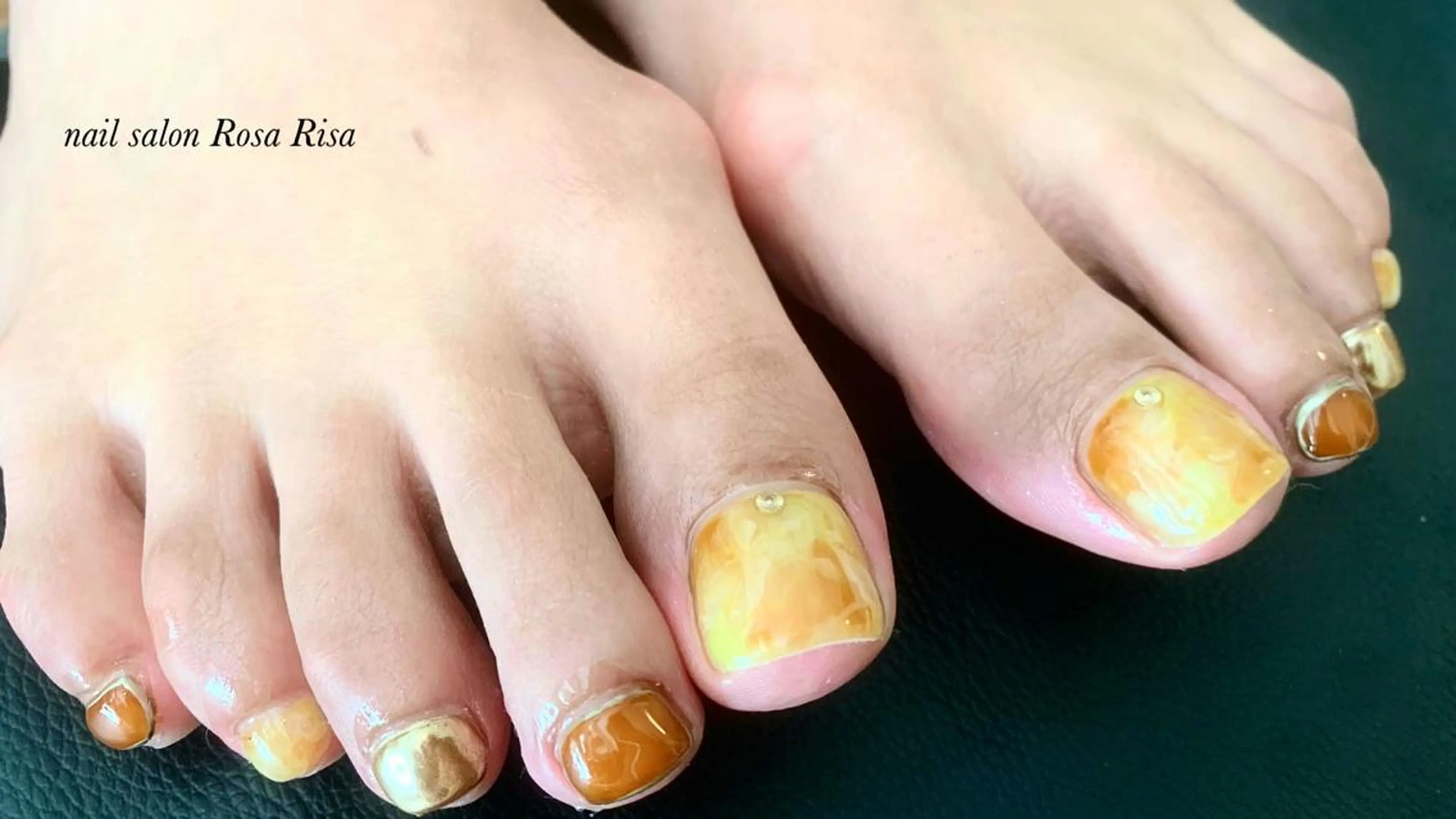 ショート ネイル ネイルスタジオ シェイクユアハンズのネイルデザイン