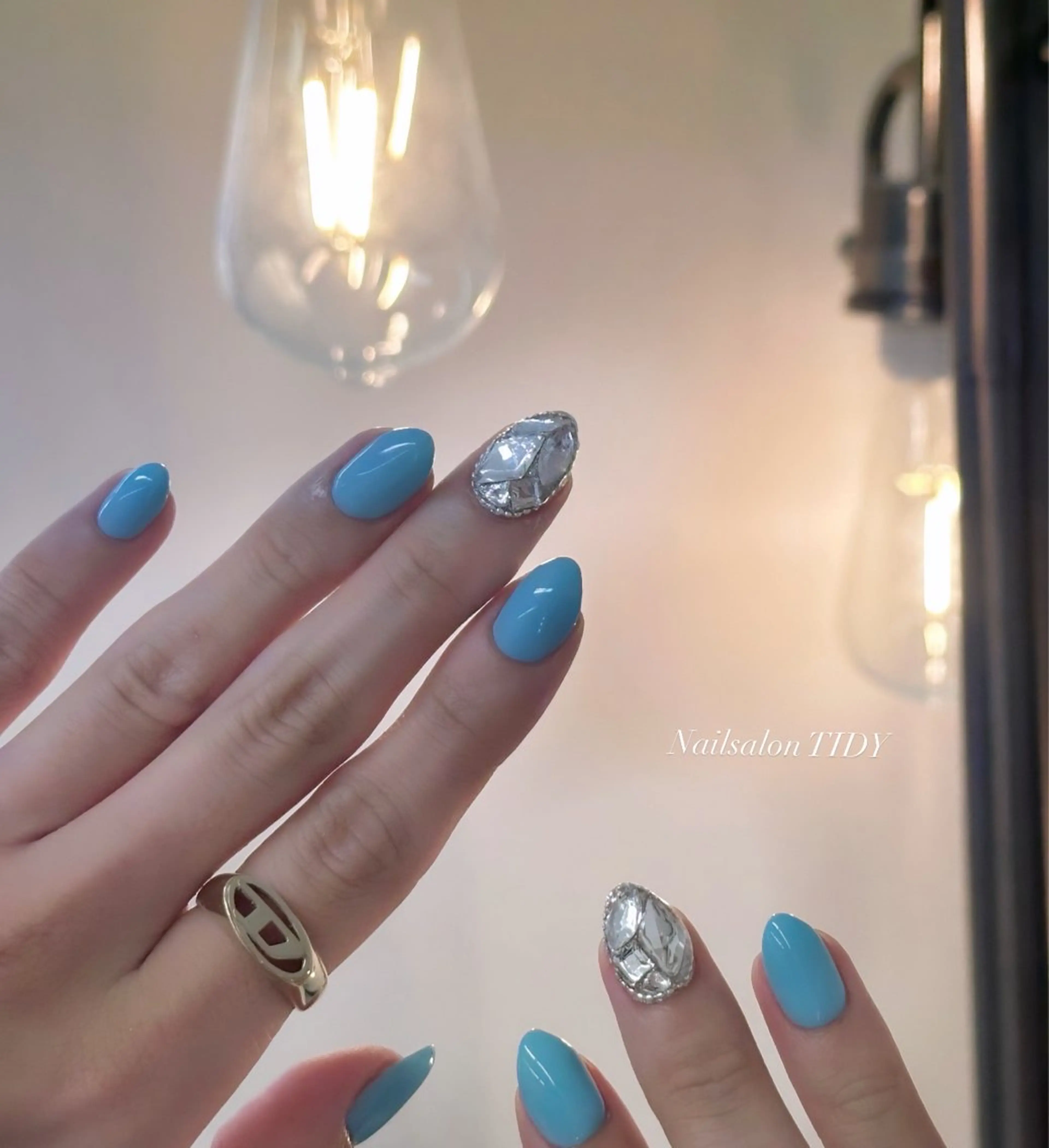 ネイル 長さ出し フットネイル ジェルネイル キラキラネイル 韓国ネイル ハンドネイル TIDY .のネイルデザイン