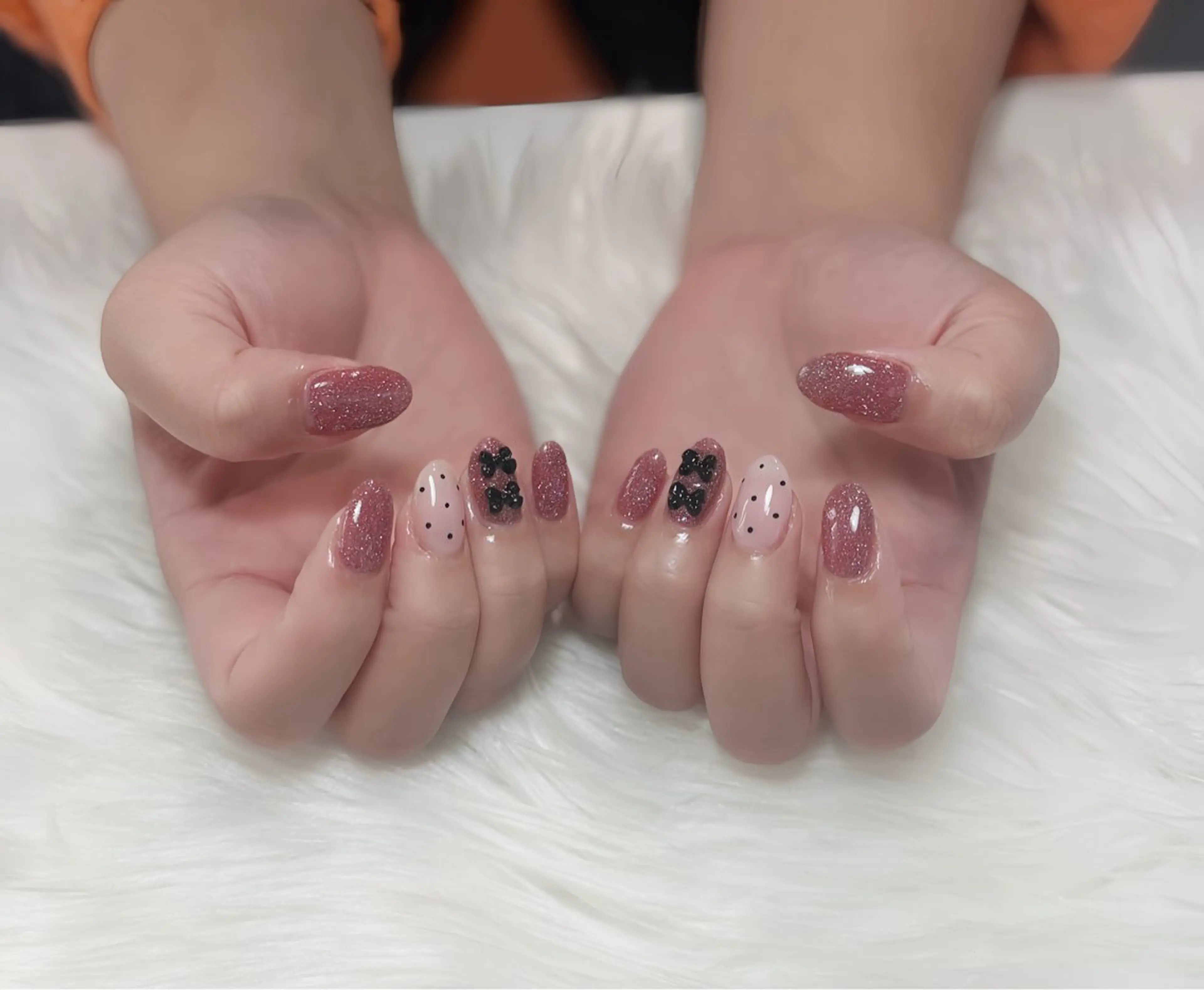 ネイル オーロラネイル チークネイル フットネイル フレンチネイル ジェルネイル ハンドネイル Nichi Nails❤️のネイルデザイン