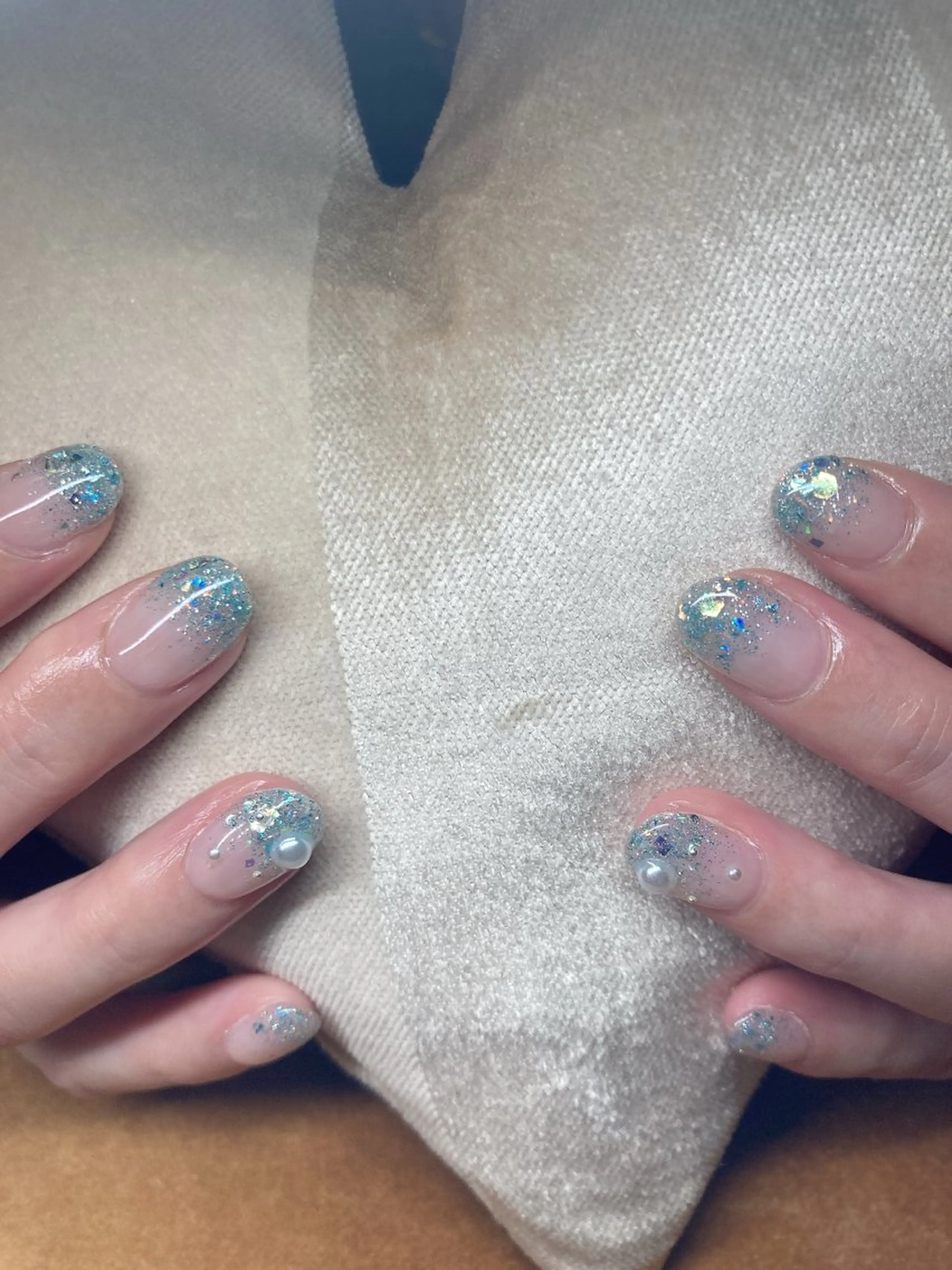 ネイル ECLAT エクラ所属・寺山 千鶴のネイルデザイン