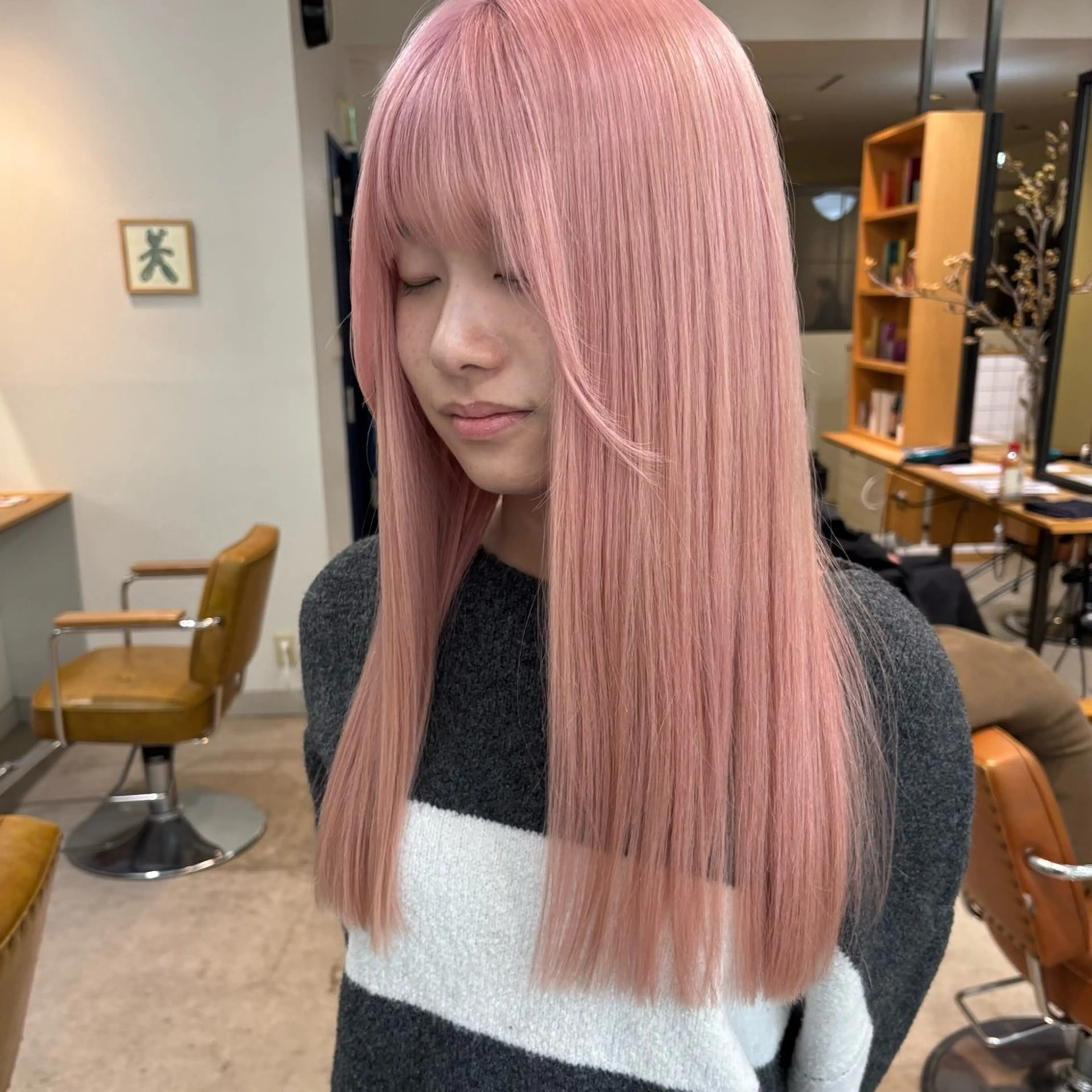 カラー 🎗️ブリーチ 🎗️ダブルカラーのヘアスタイル