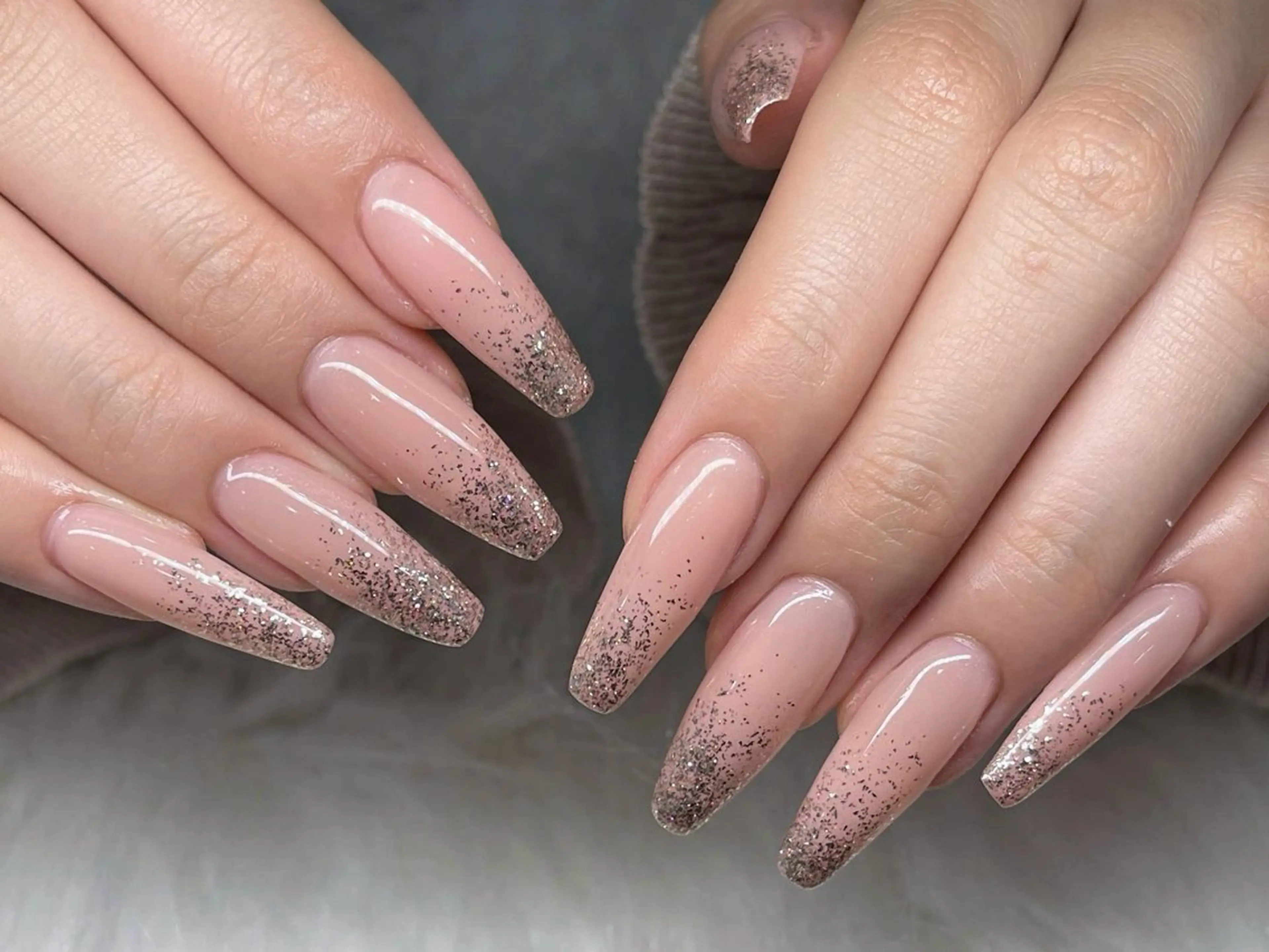 ネイル ブルー キラキラネイル 冬ネイル クリスマス HA NIのネイルデザイン