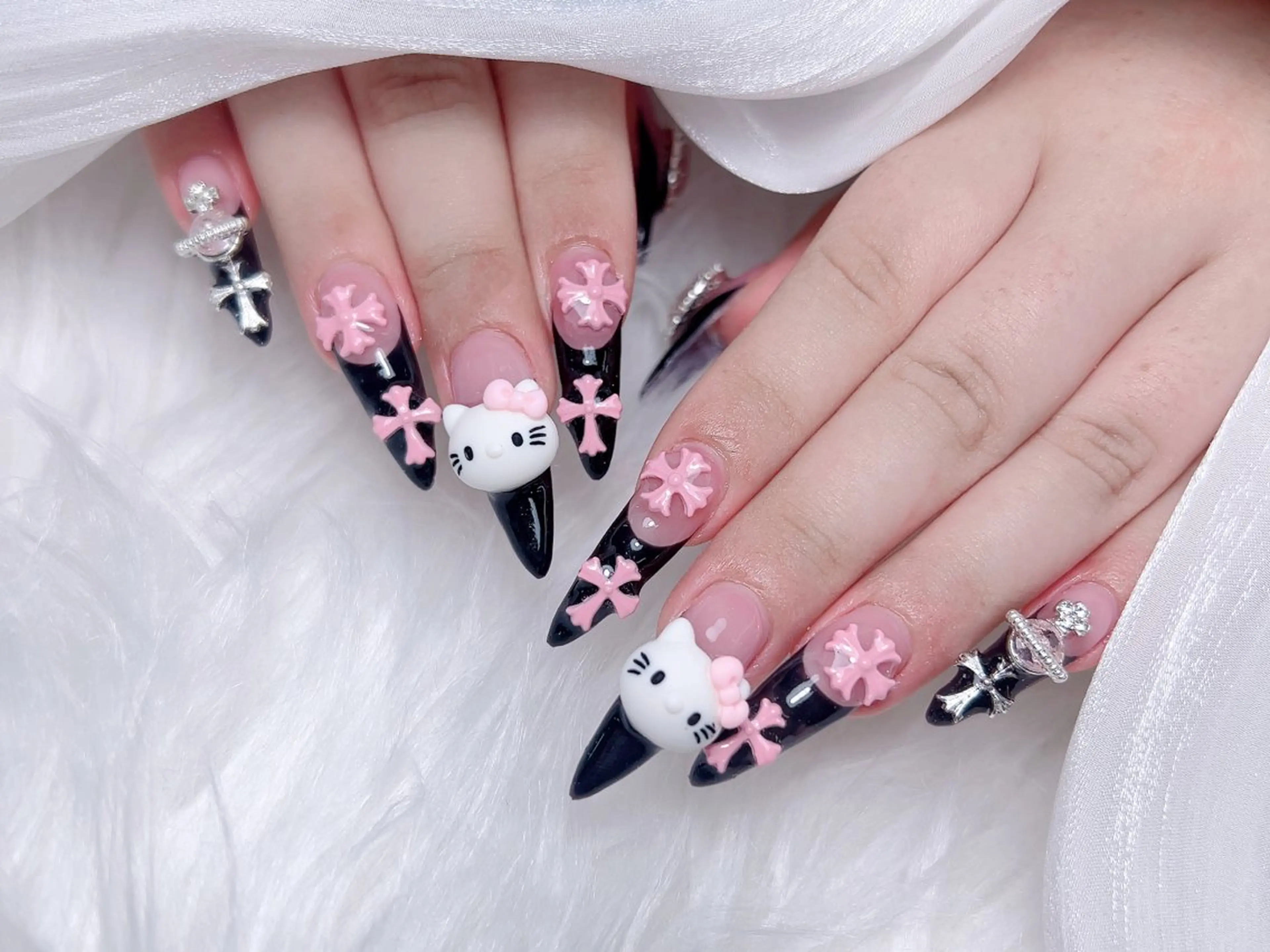 ネイル 🎀Ｍ nails✨ ビューティーのネイルデザイン