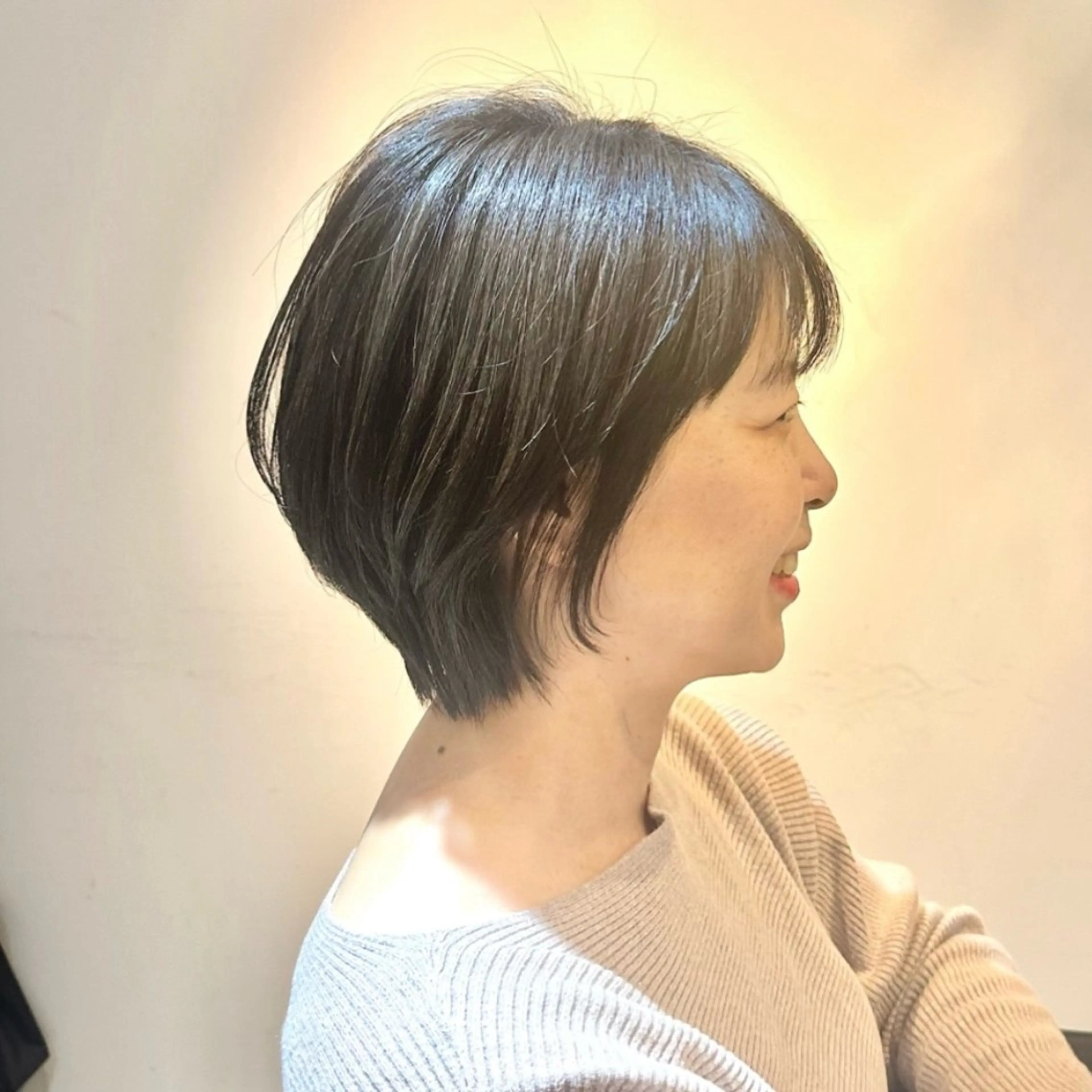 ショート カラー ハンサムショート ブラウンカラー ショートヘア カット ヘアカラー トリートメント THE  OSCAR所属・前田 加奈子のヘアスタイル