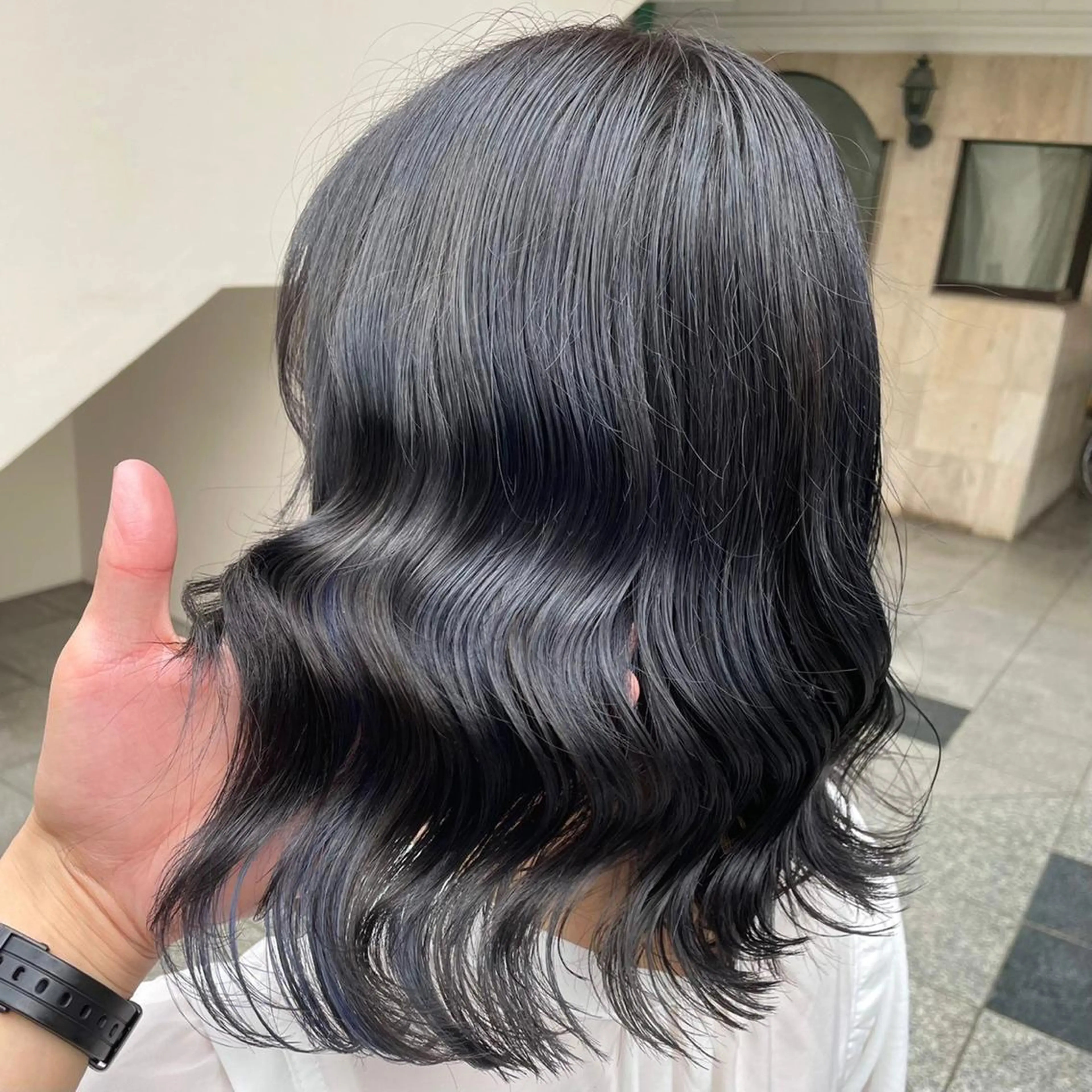 ミディアム ミディアムパーマ ハイライト 髪質改善 韓国風ヘア 縮毛矯正 カット ヘアカラー トリートメント ブリーチなし✨艶髪 カラー𓃲YAGIのヘアスタイル