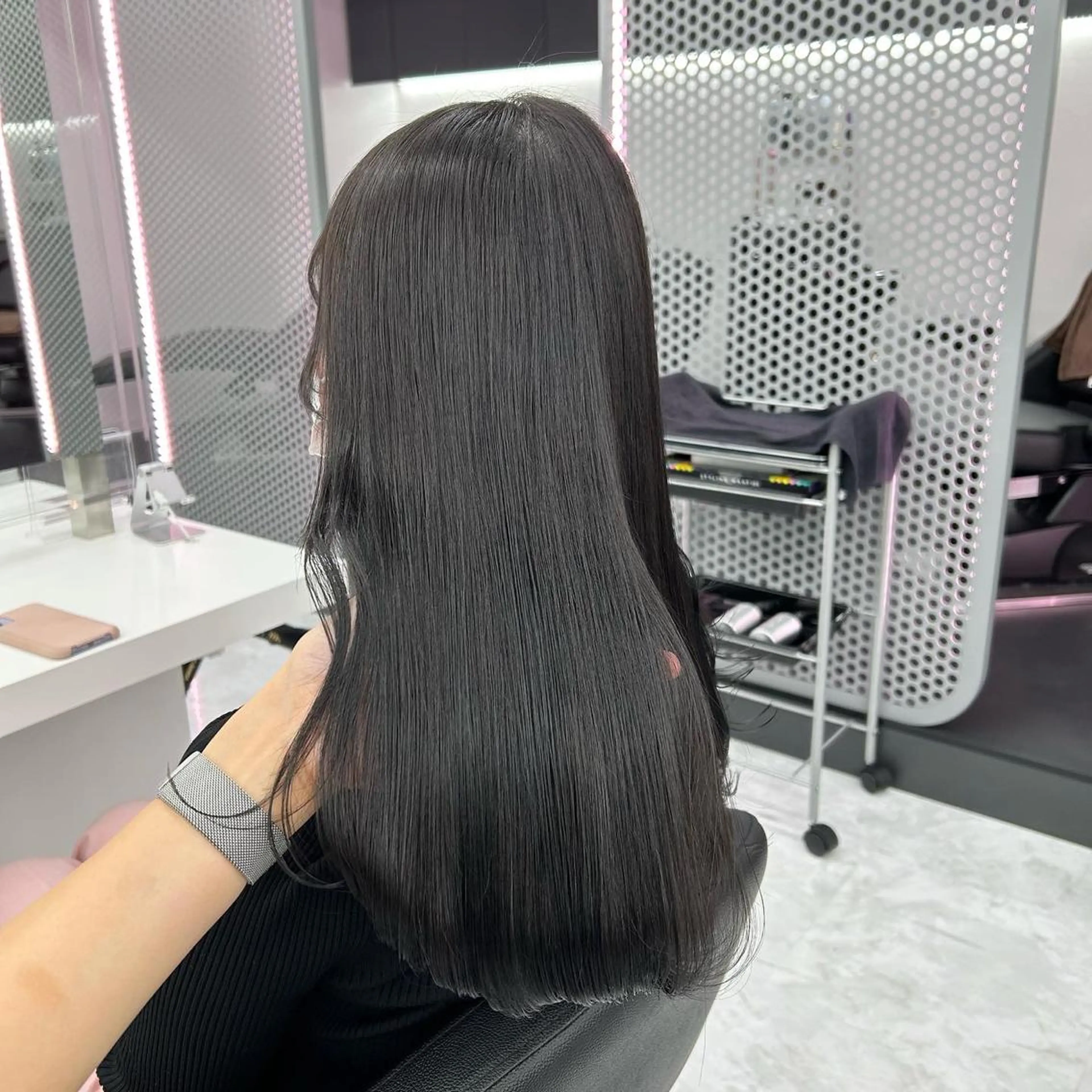 セミロング カラー ヘアアレンジ ヘアカラー トリートメント mai🍑暖色カラー /レイヤー💖のヘアスタイル