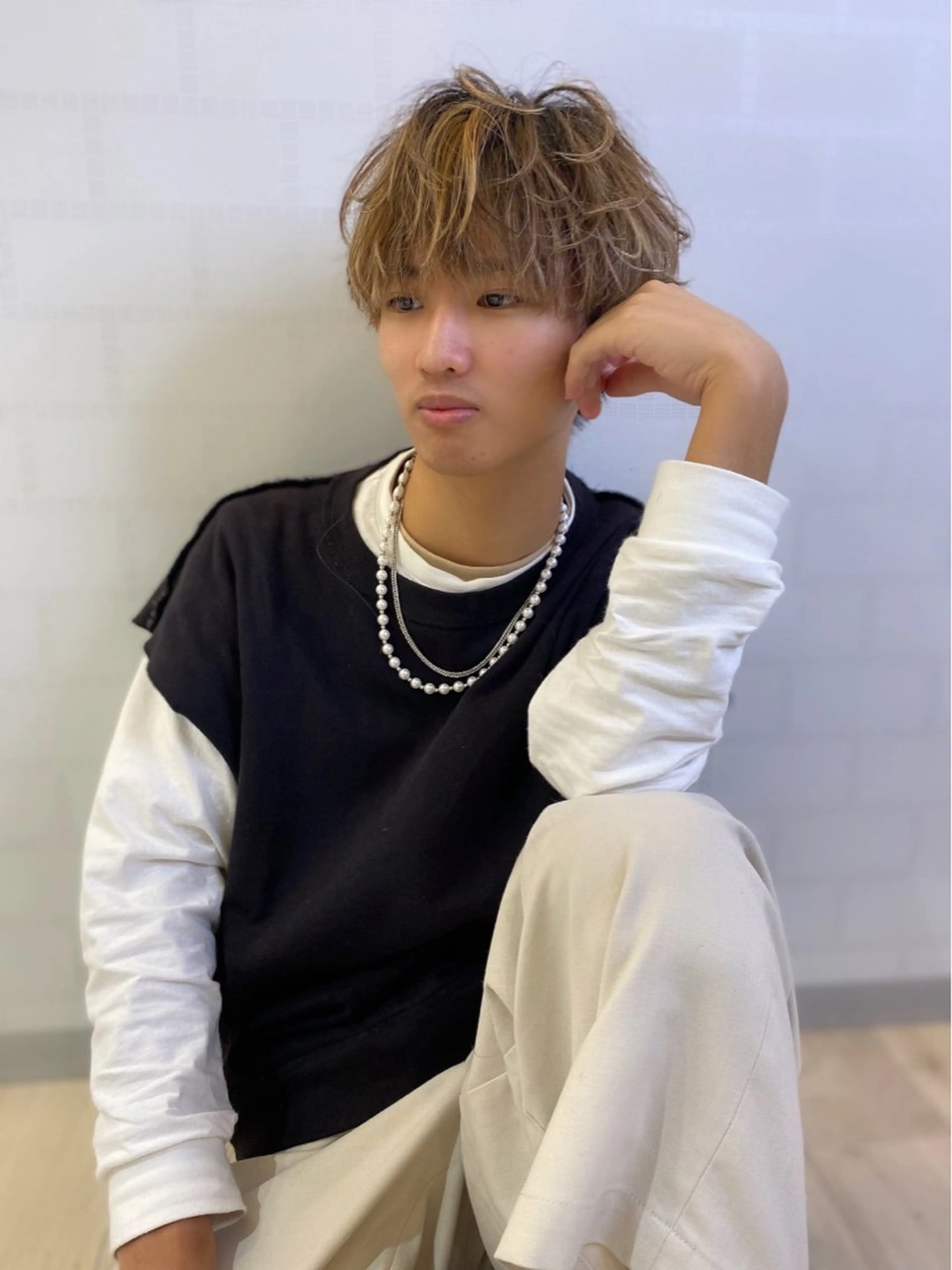 ミディアム カラー パーマ ヘアアレンジ メンズ キッズ ミディアムパーマ アップバング センターパート メンズハイライト カルマパーマ 🫧Selene SHOGO🫧のヘアスタイル