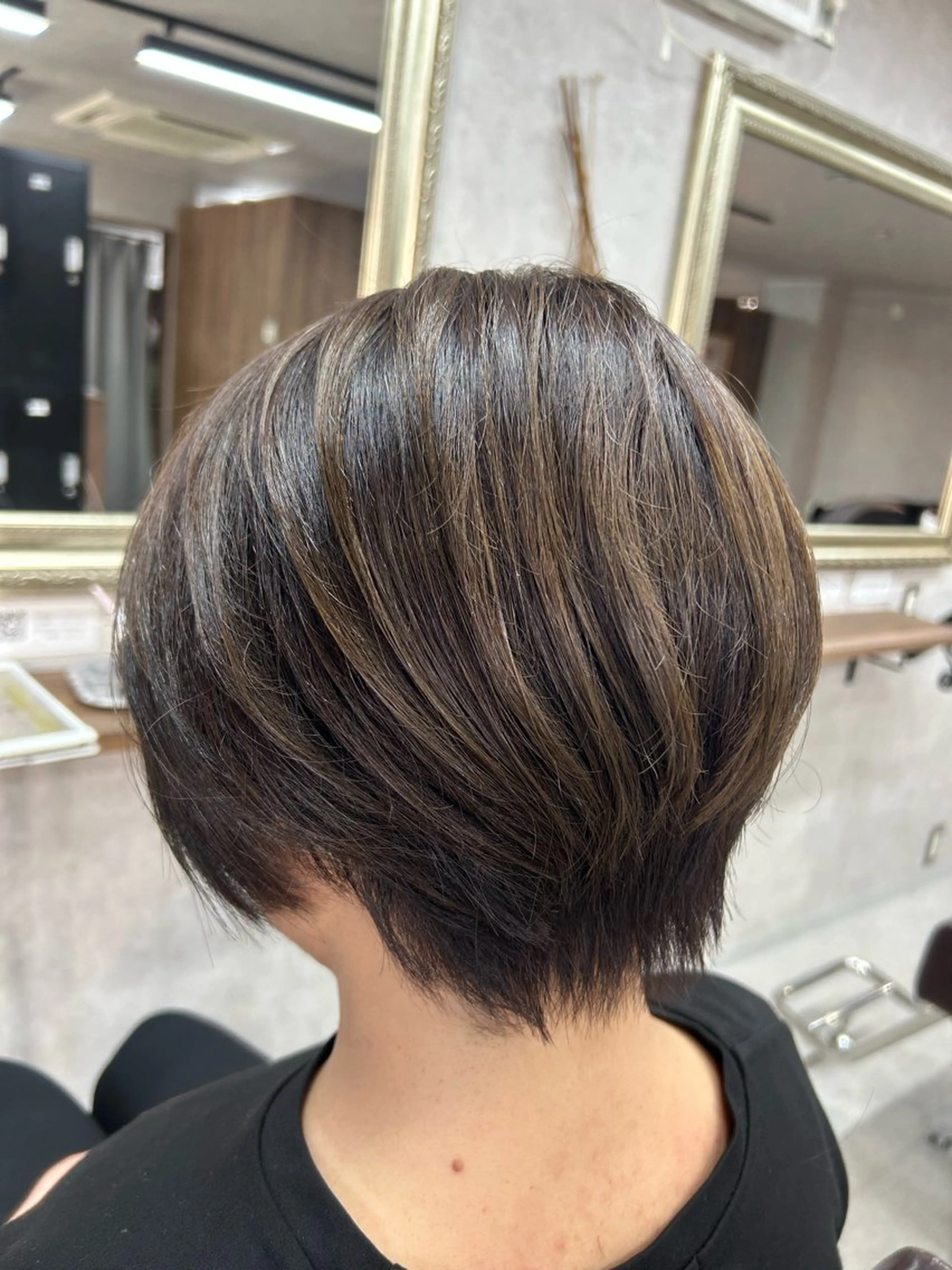 ショート カラー Lien 深井店のヘアスタイル