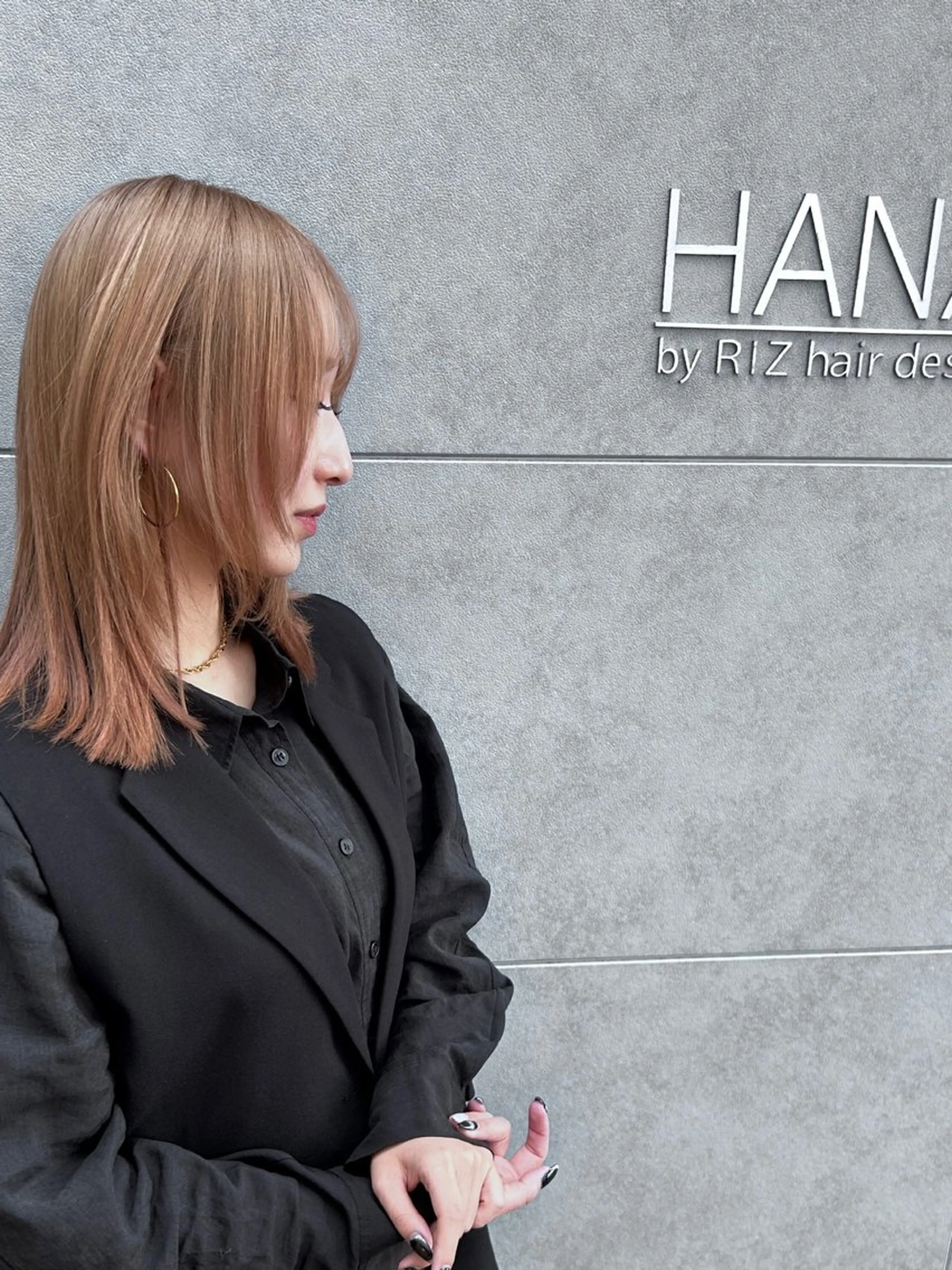 ミディアム カラー HANA by RIZのヘアスタイル