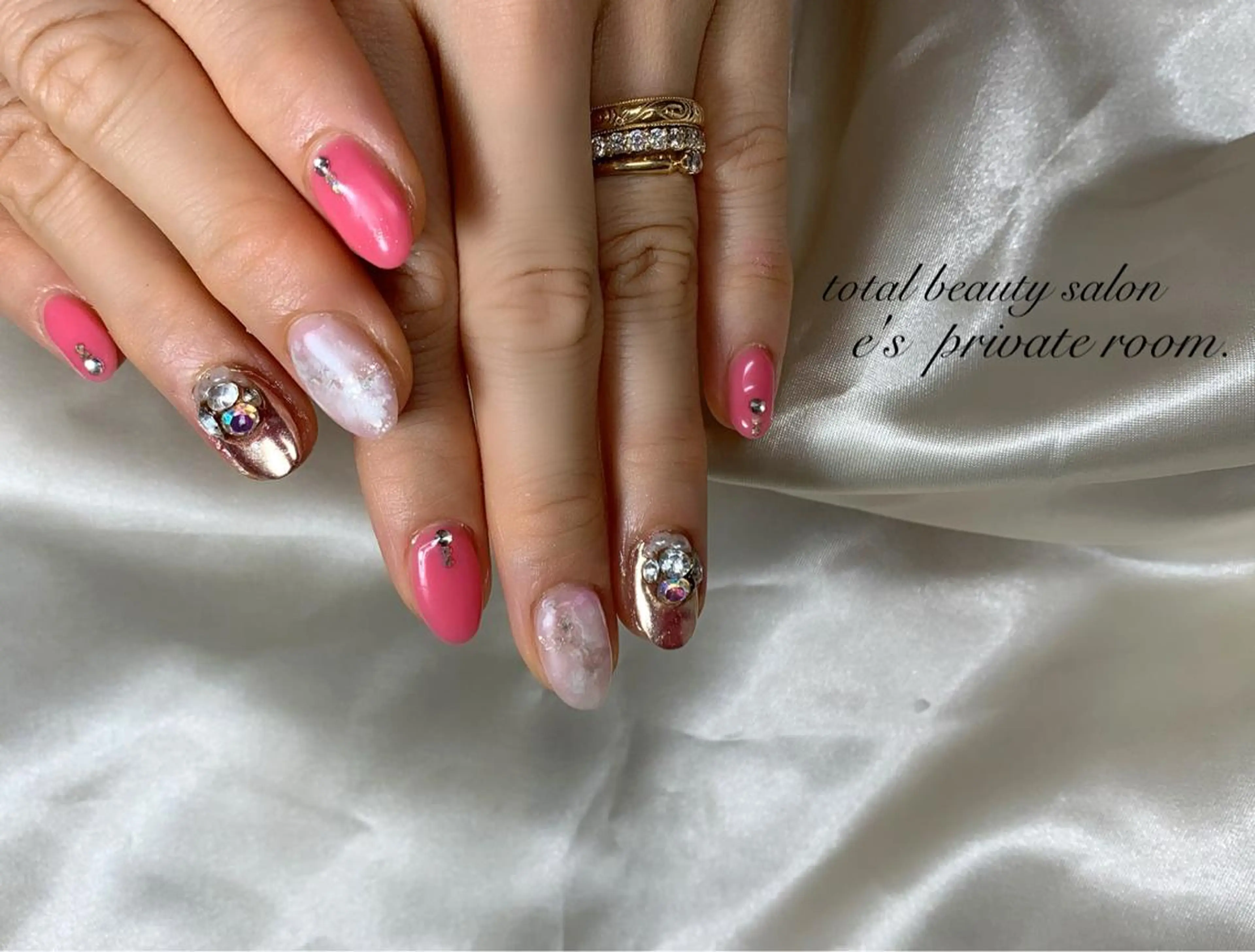 ネイル LAVISH nail salonのネイルデザイン