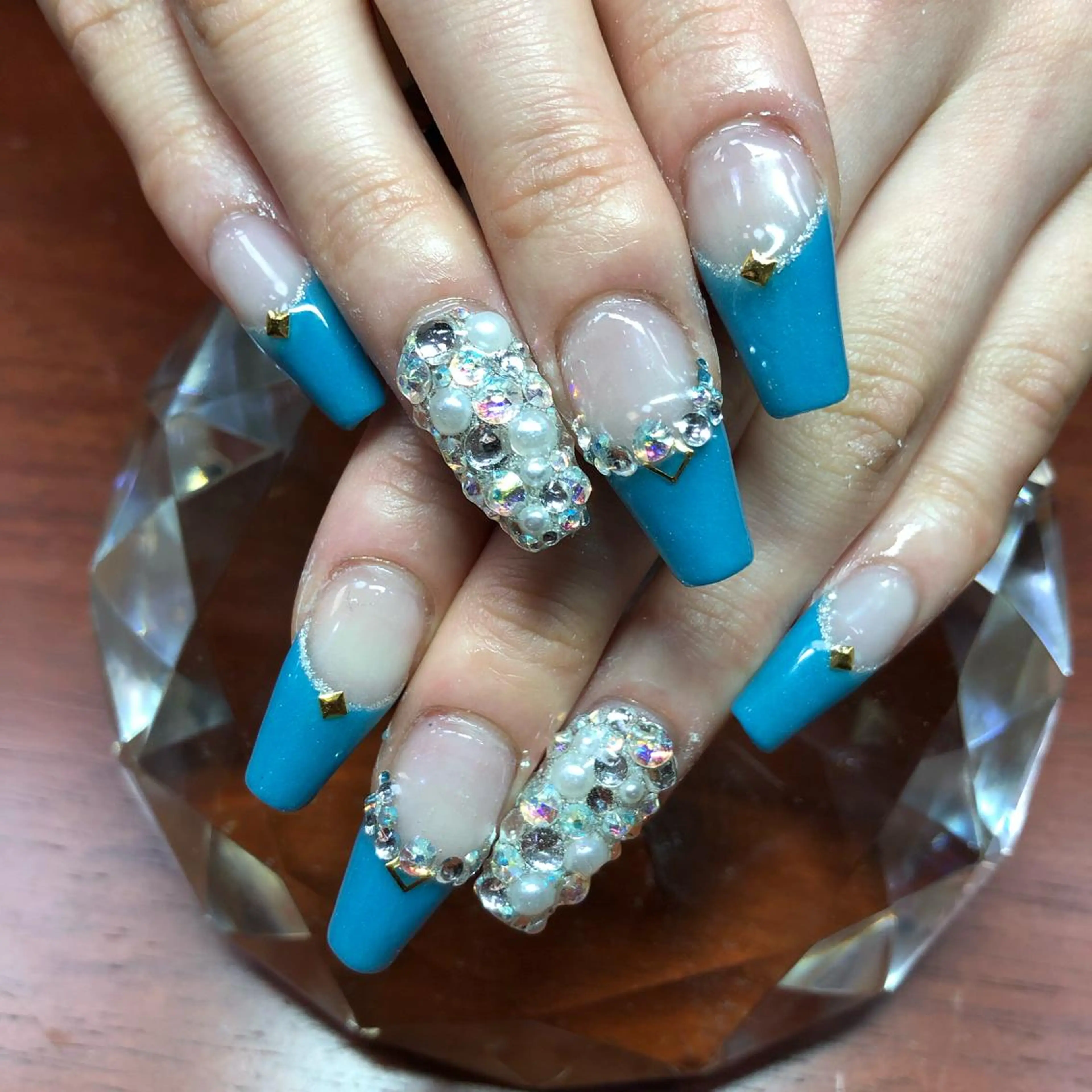 ミディアム ネイル ハンドネイル 《LB》ラブリエ Nail&eyeのマツエク・マツパデザイン