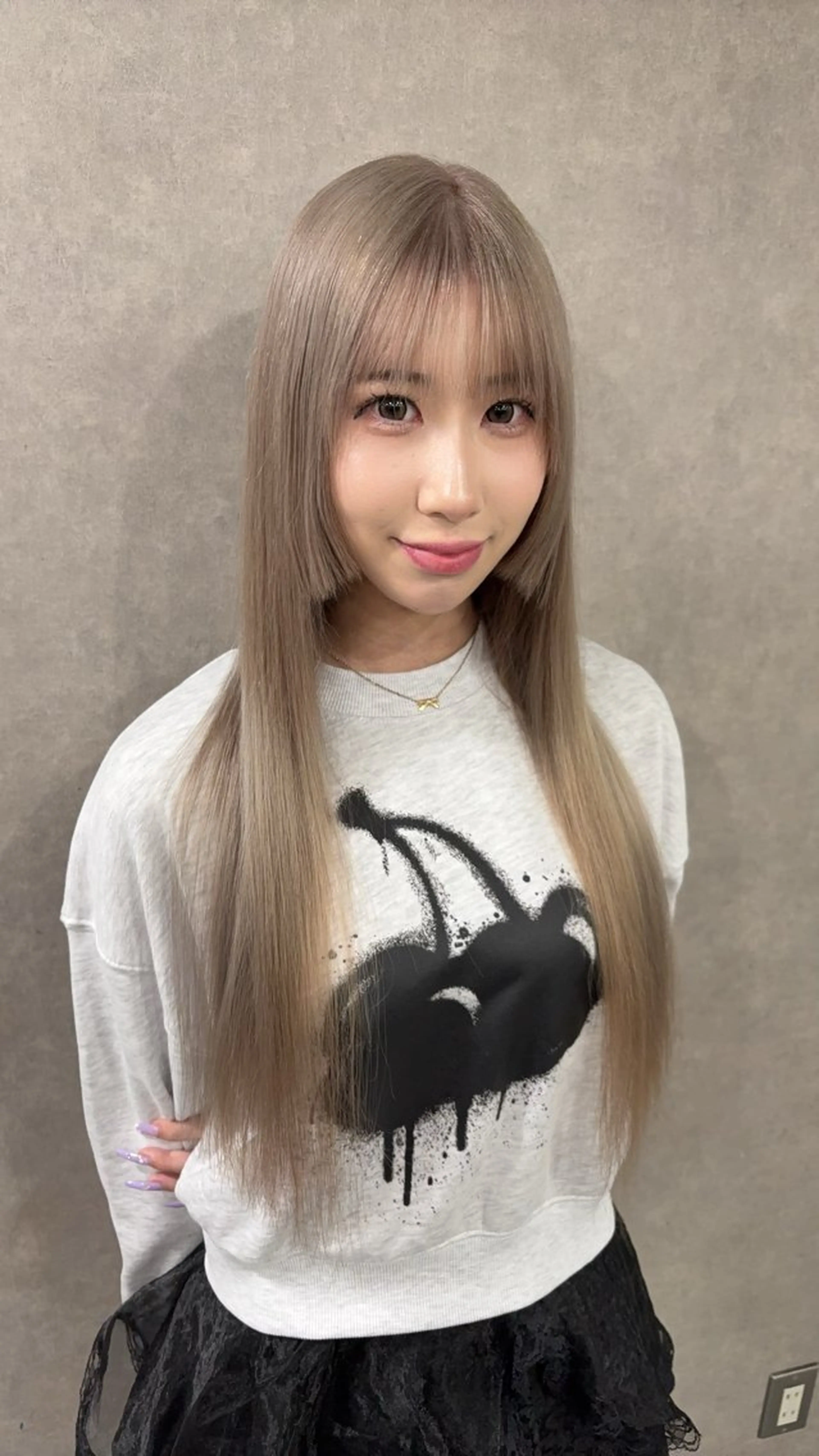ロング カラー ヘアカラー がわ/ハイレイヤー /ハイトーンカラーのヘアスタイル