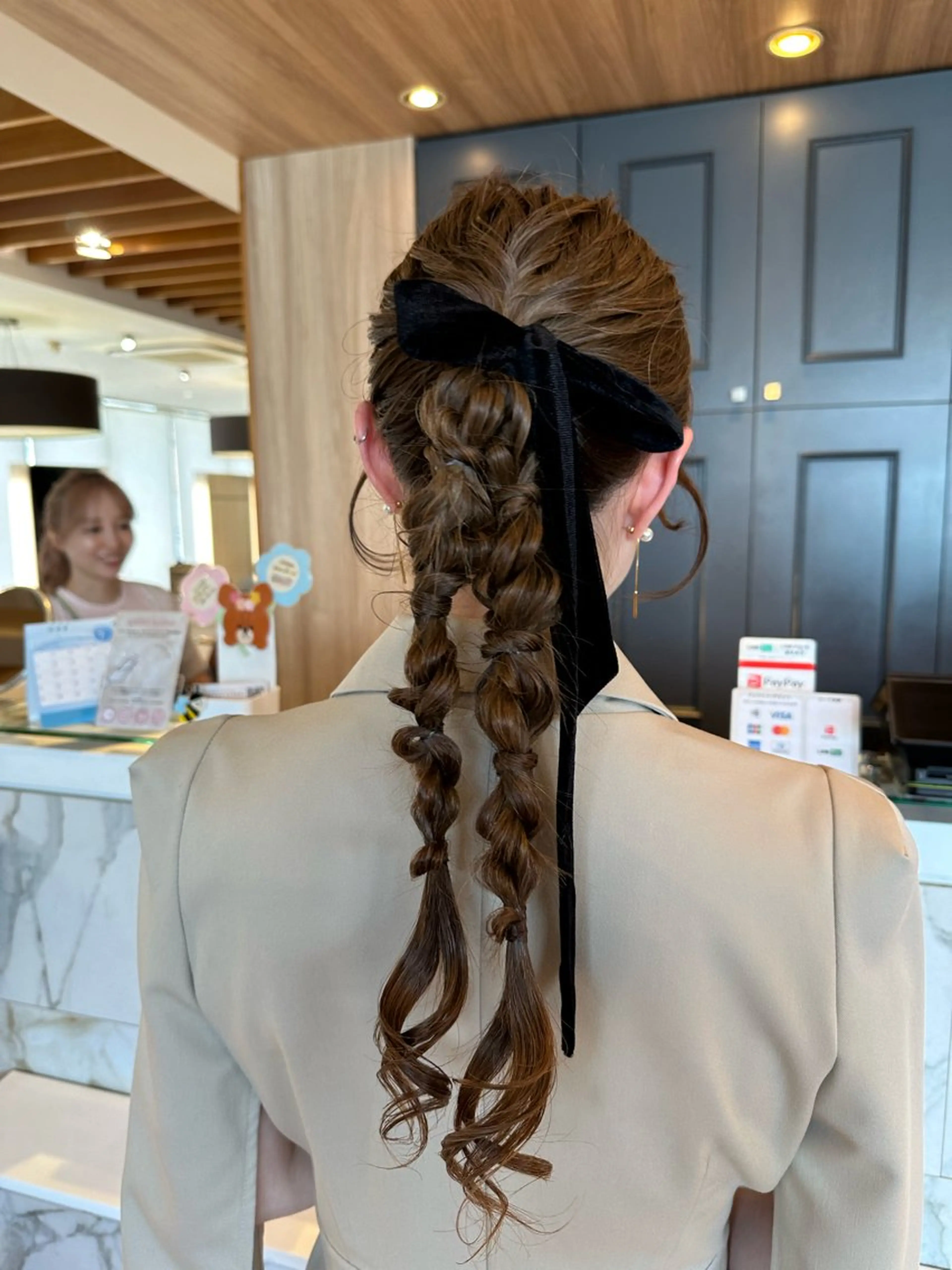 ロング カラー ヘアアレンジ ヘアセット hibiki/セット /透明感カラーのヘアスタイル