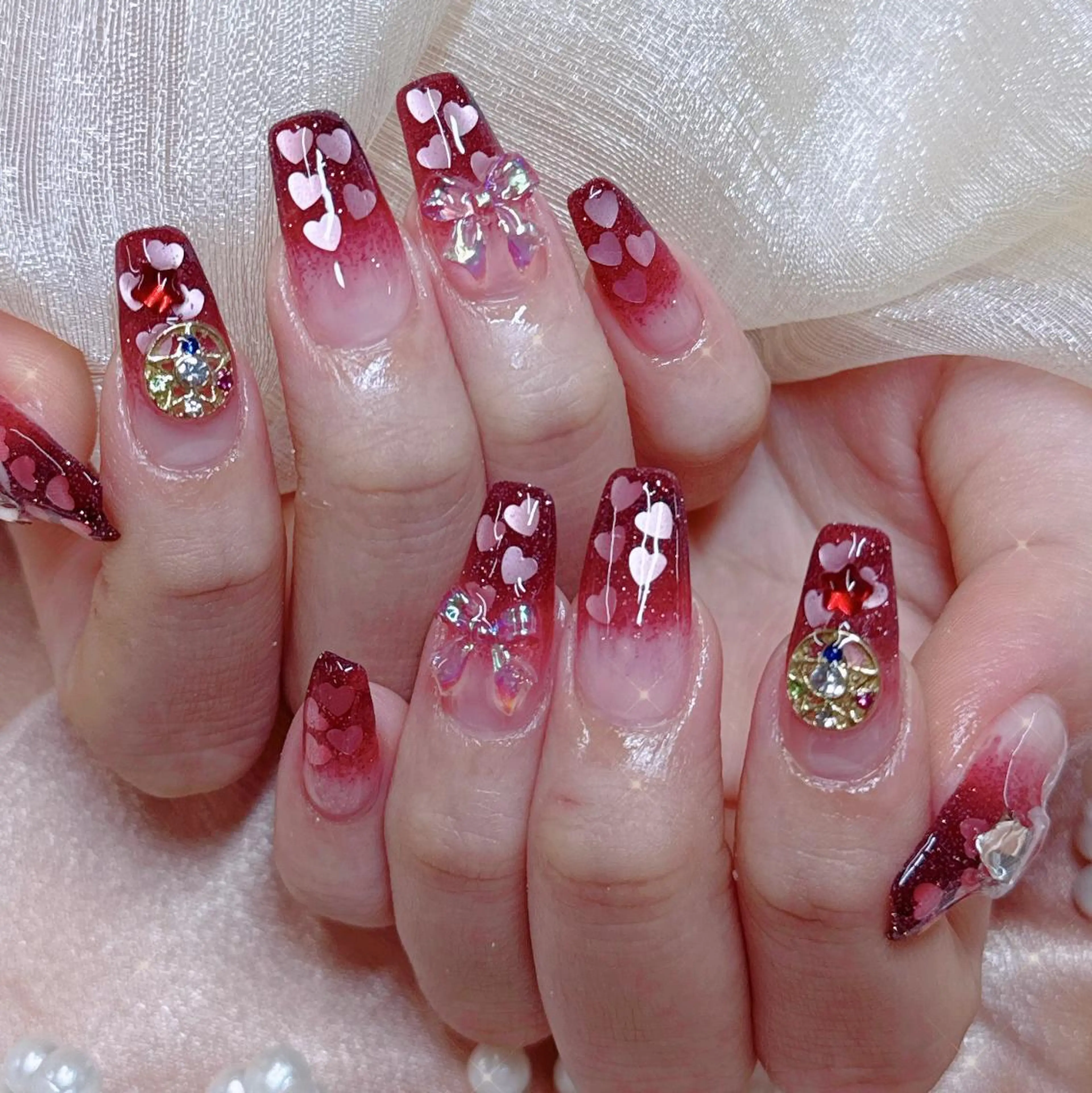 ネイル queens nailsalonのネイルデザイン