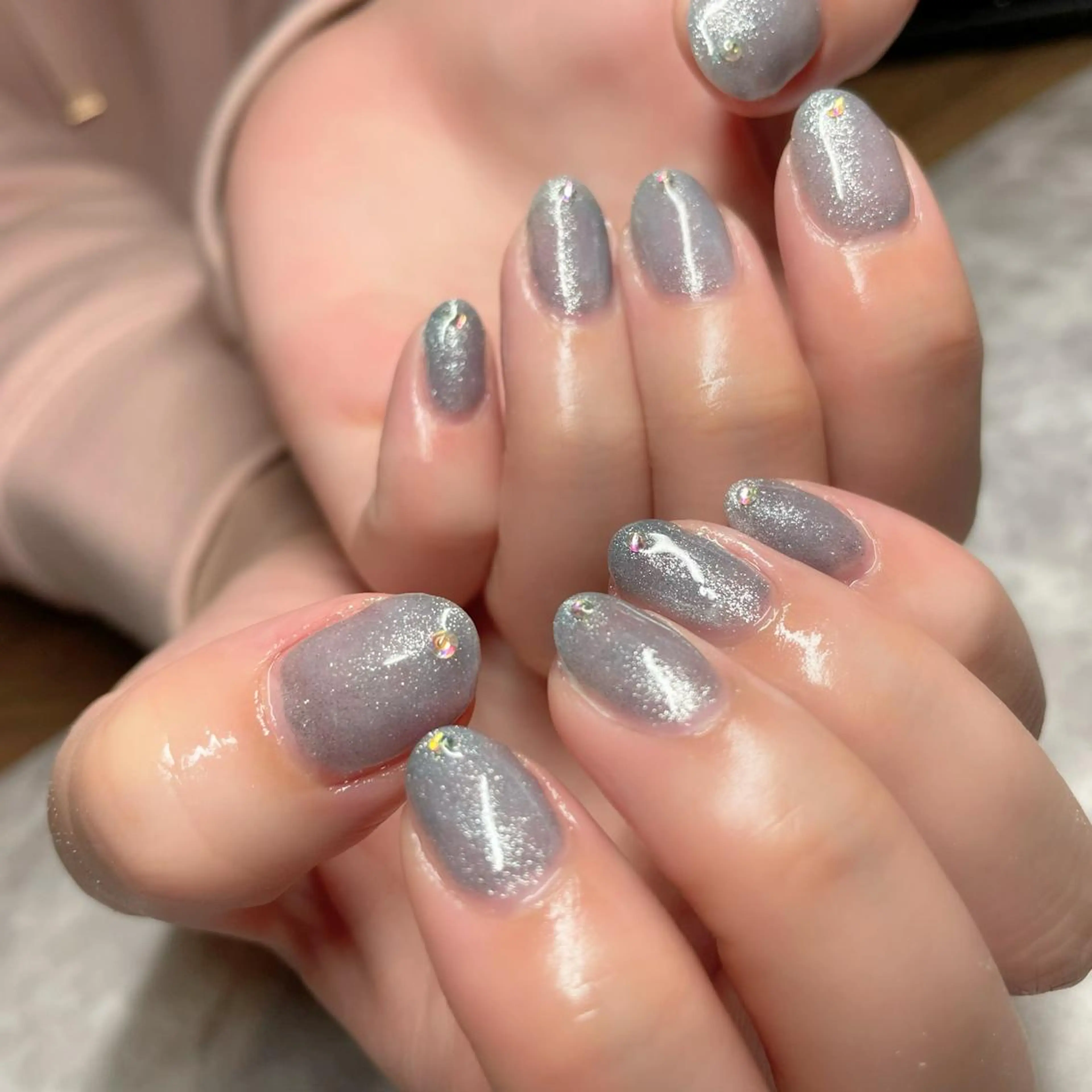 ネイル キラキラネイル マグネットネイル ストーンネイル Nail salon Ariettyのネイルデザイン