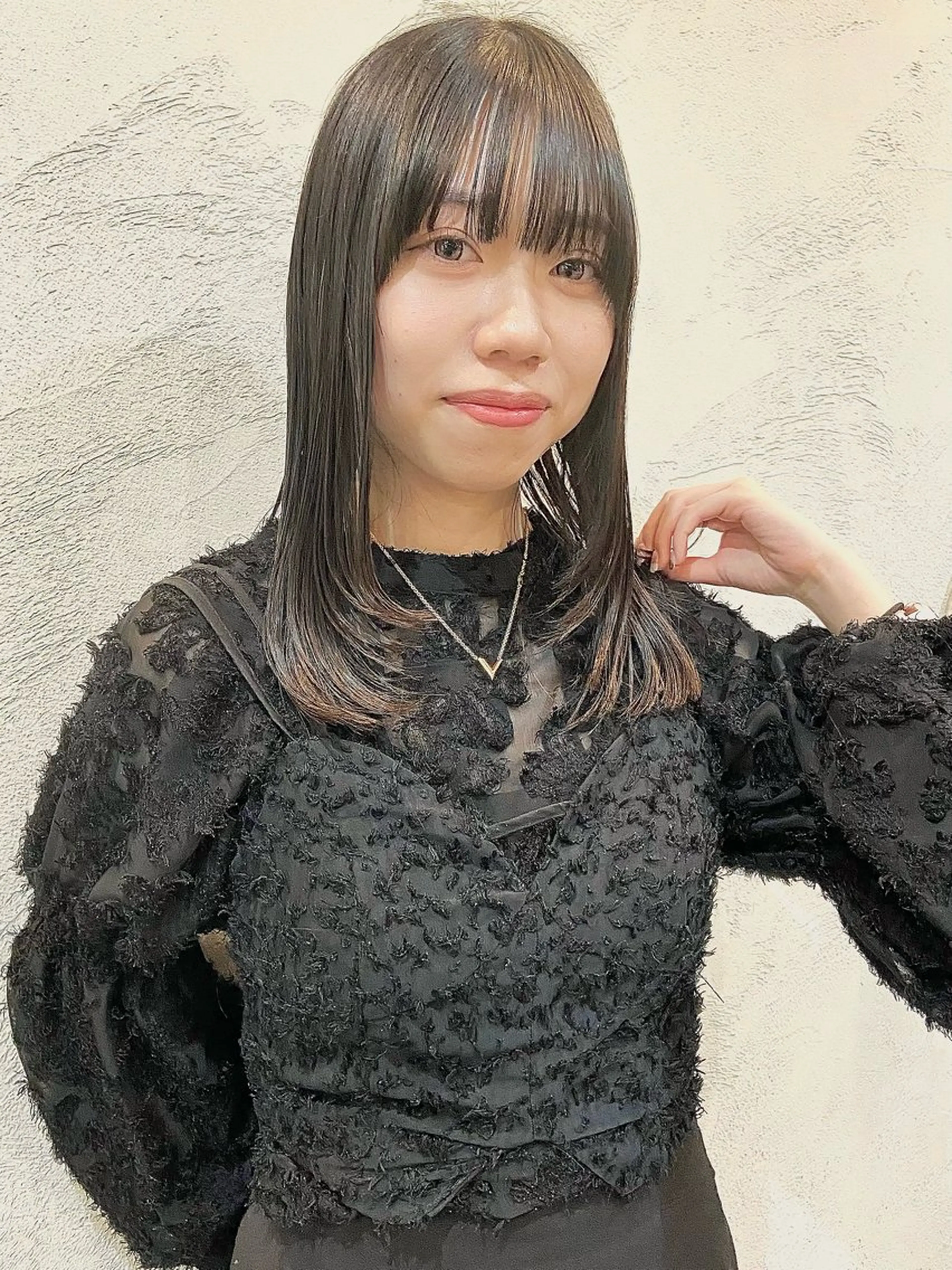 セミロング 吉川 このはのヘアスタイル