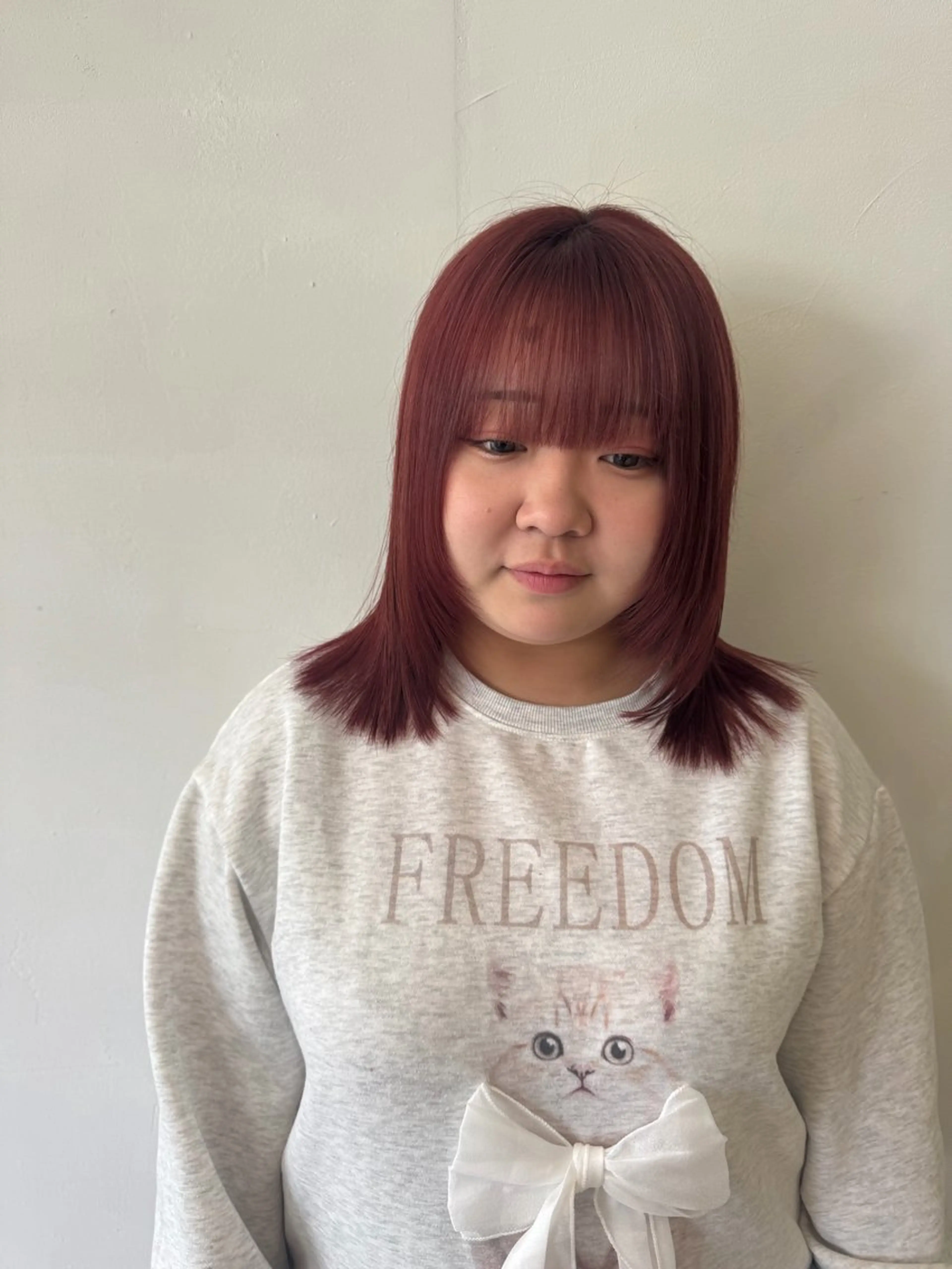 ミディアム カラー ピンクカラー ヘアカラー 塩崎 聖奈のヘアスタイル