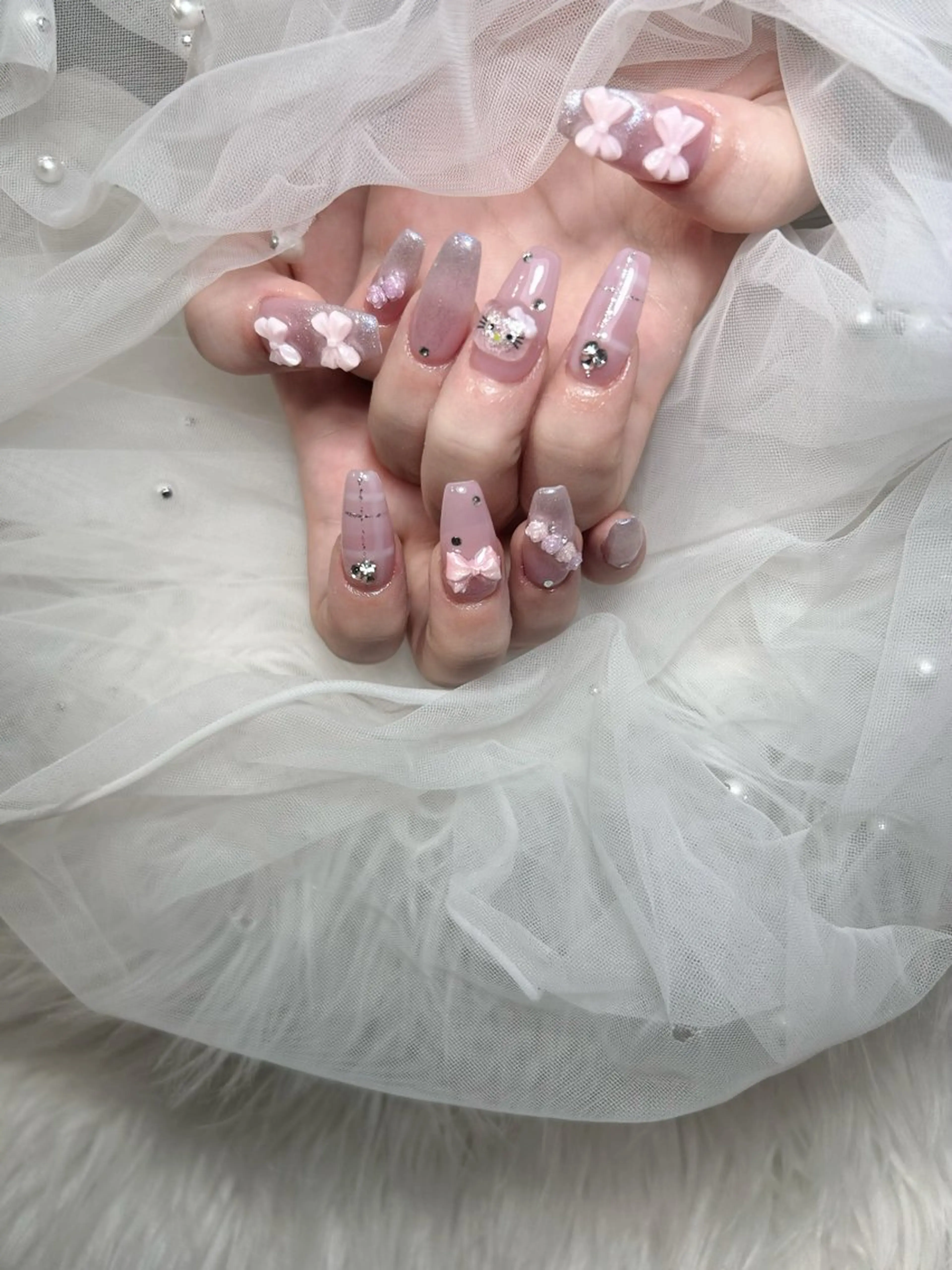 ネイル アートネイル 桜ネイル フレンチネイル ガラスフレンチ グラデーション ハンドネイル 🌈 Laule'aのネイルデザイン