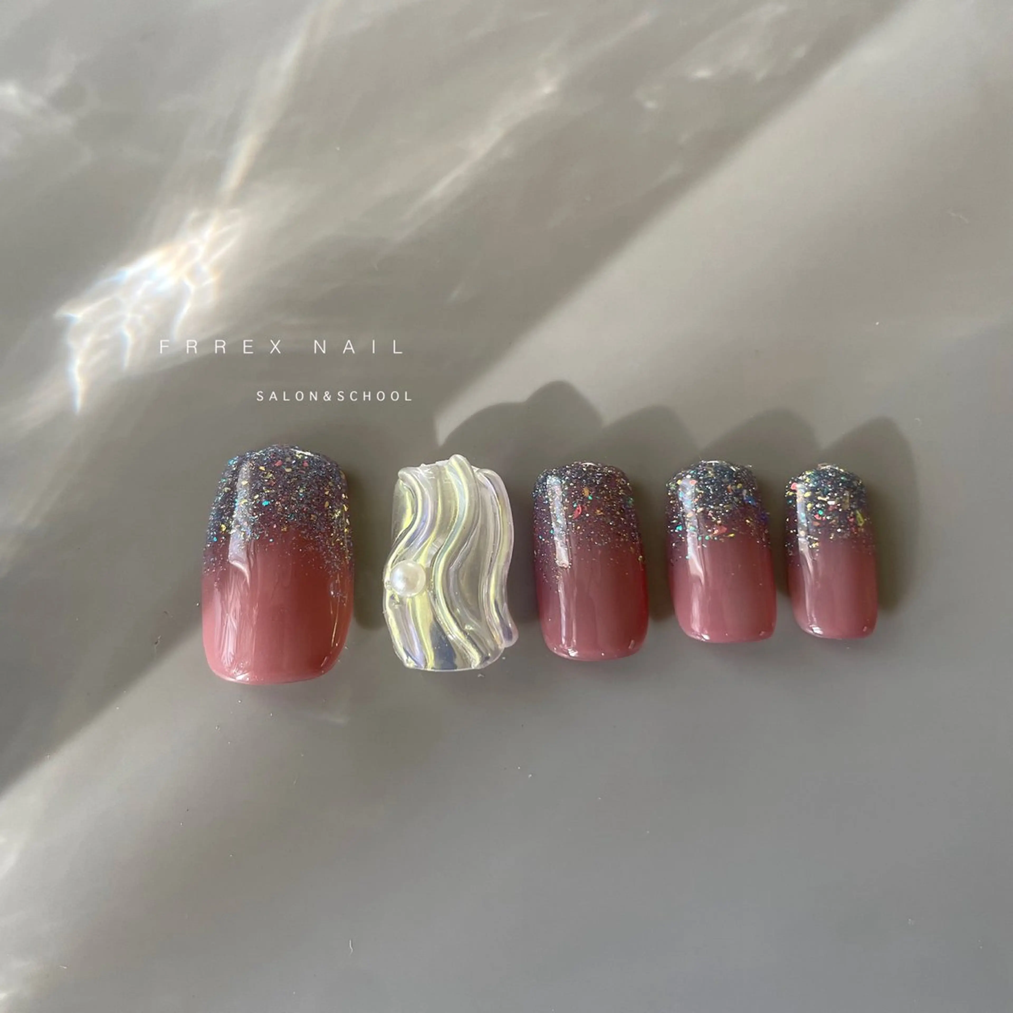 ネイル ハンドネイル ハンドケア freex nail /ニュアンス/個性派のネイルデザイン