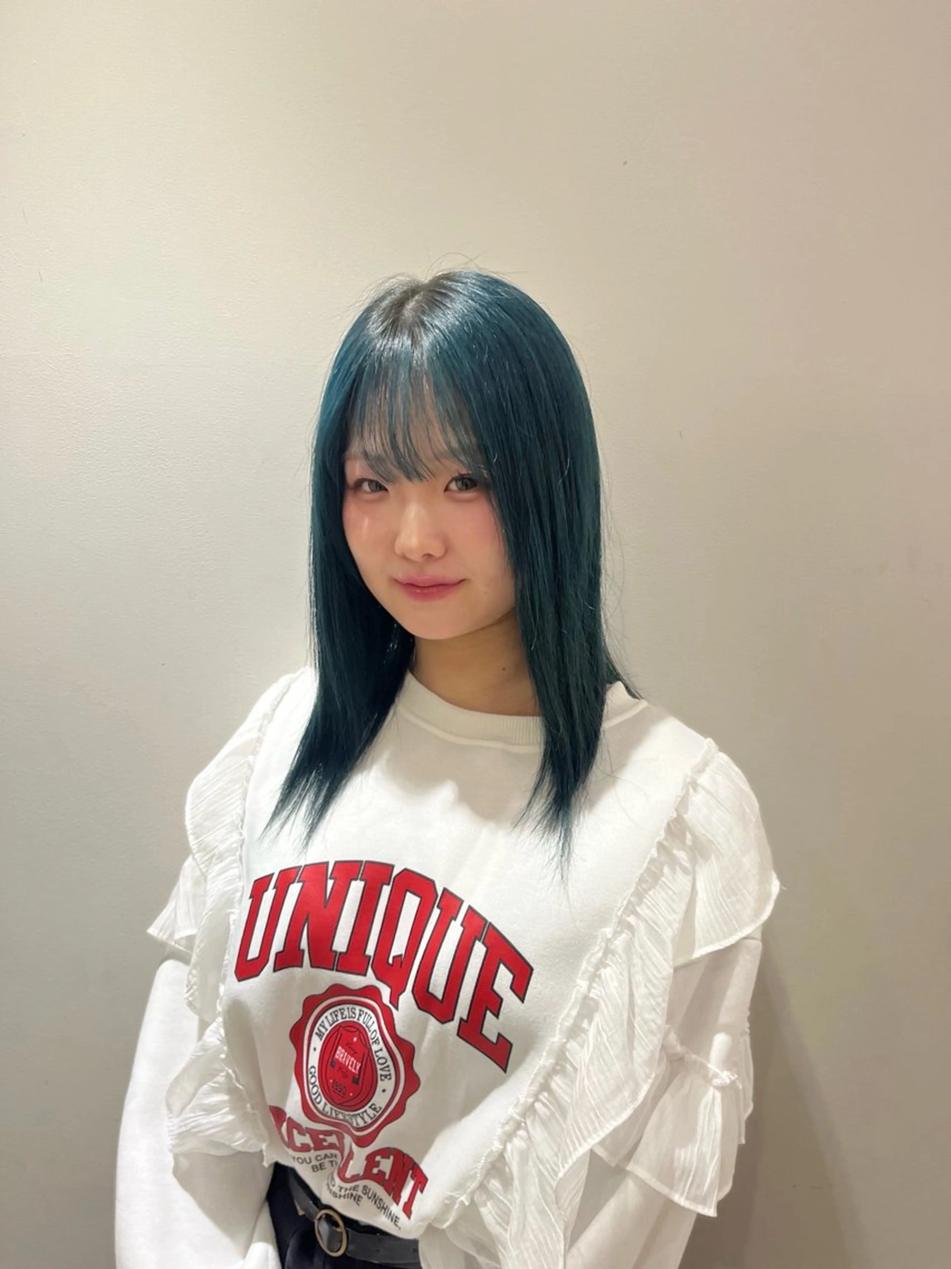 ミディアム カラー ヘアカラー 韓国風ヘア さらのヘアスタイル