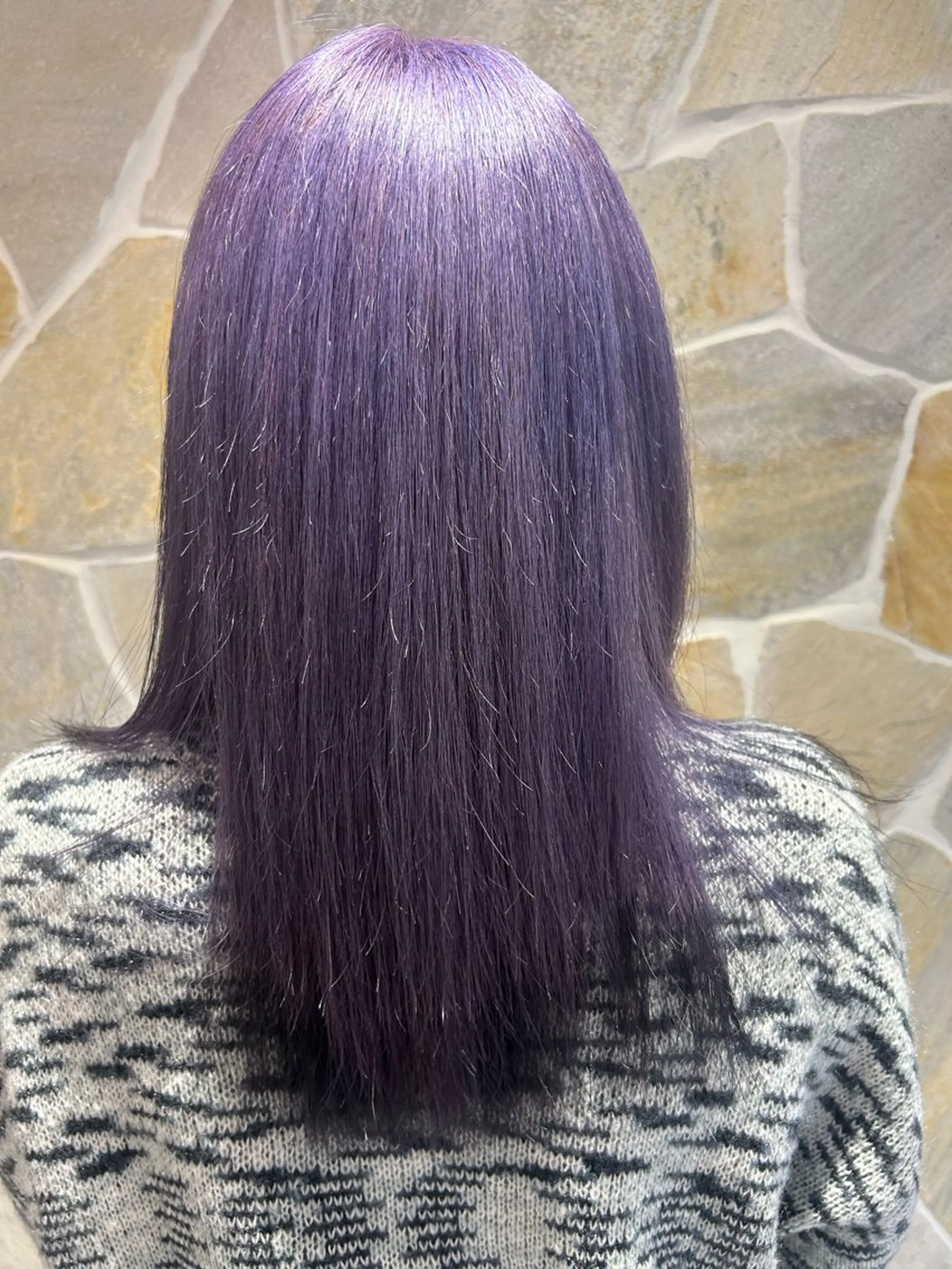 セミロング カラー 峯崎響乃 ツヤ髪透明感カラーのヘアスタイル