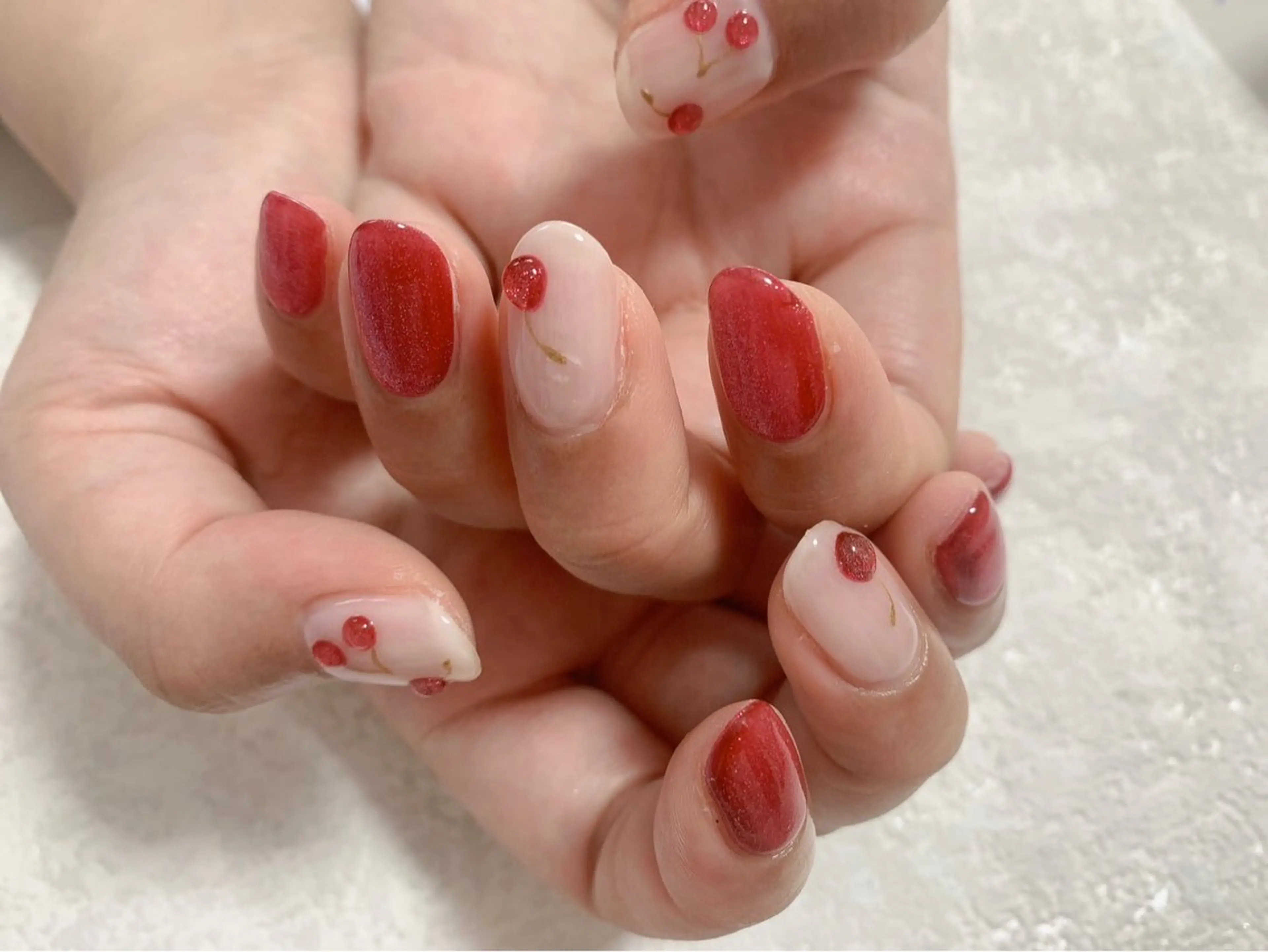 ネイル オーロラネイル フットネイル フレンチネイル ジェルネイル 韓国ネイル ハンドネイル kiki nail &brow二子玉川の眉毛・アイブロウイメージ