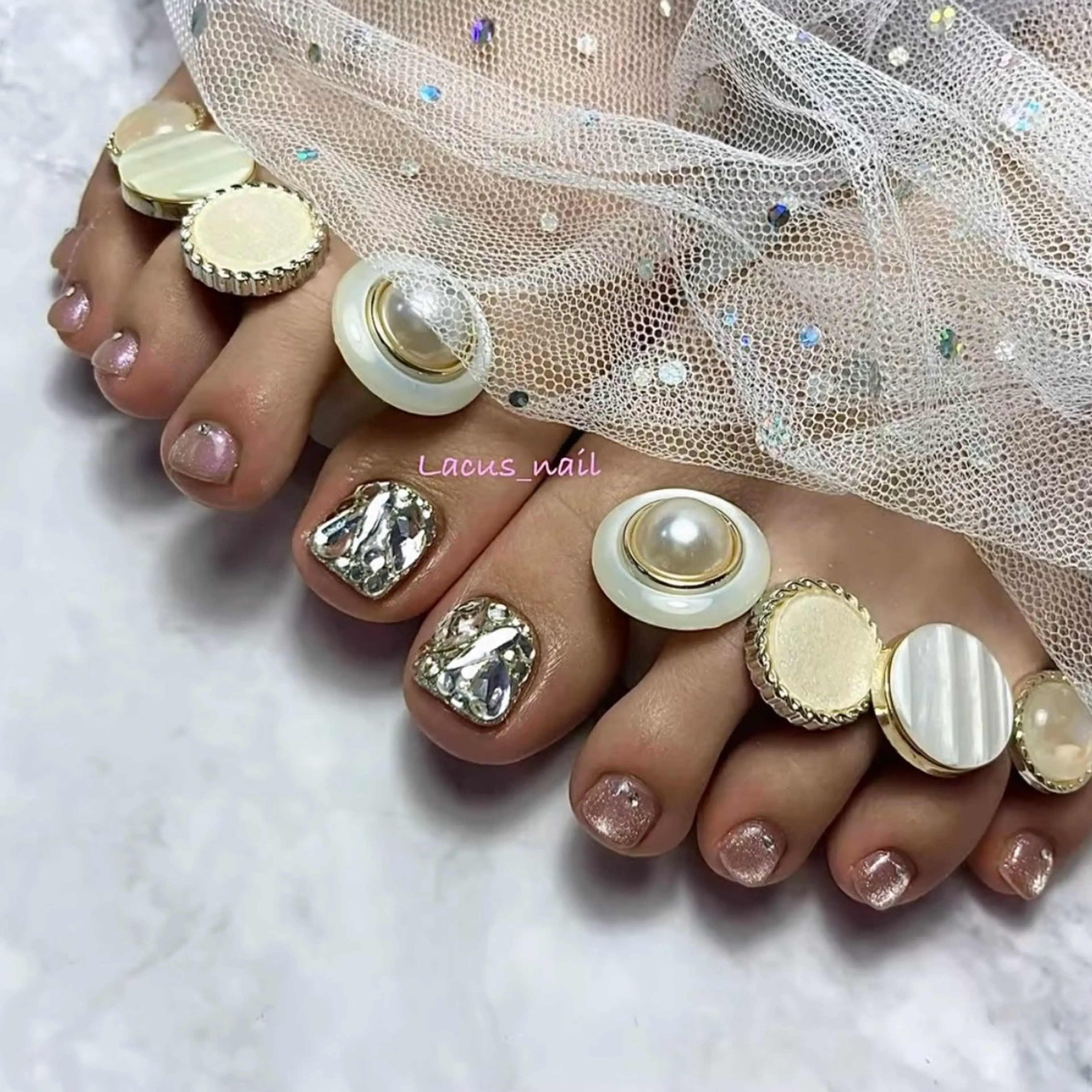 ネイル アートネイル フットネイル Nail Salon Lacusのネイルデザイン