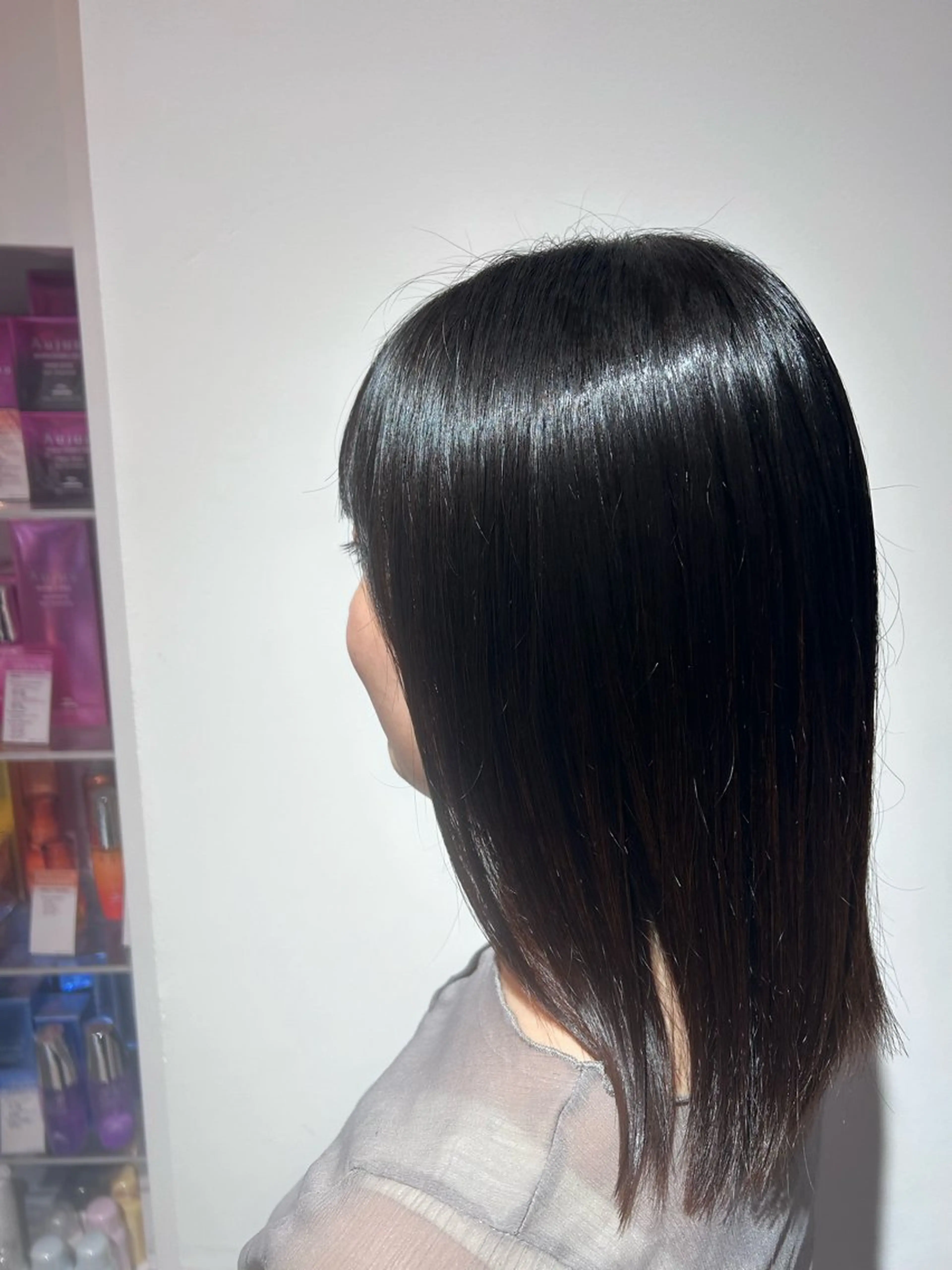 セミロング カラー 縮毛矯正 トリートメント 蓮池 愛海のヘアスタイル