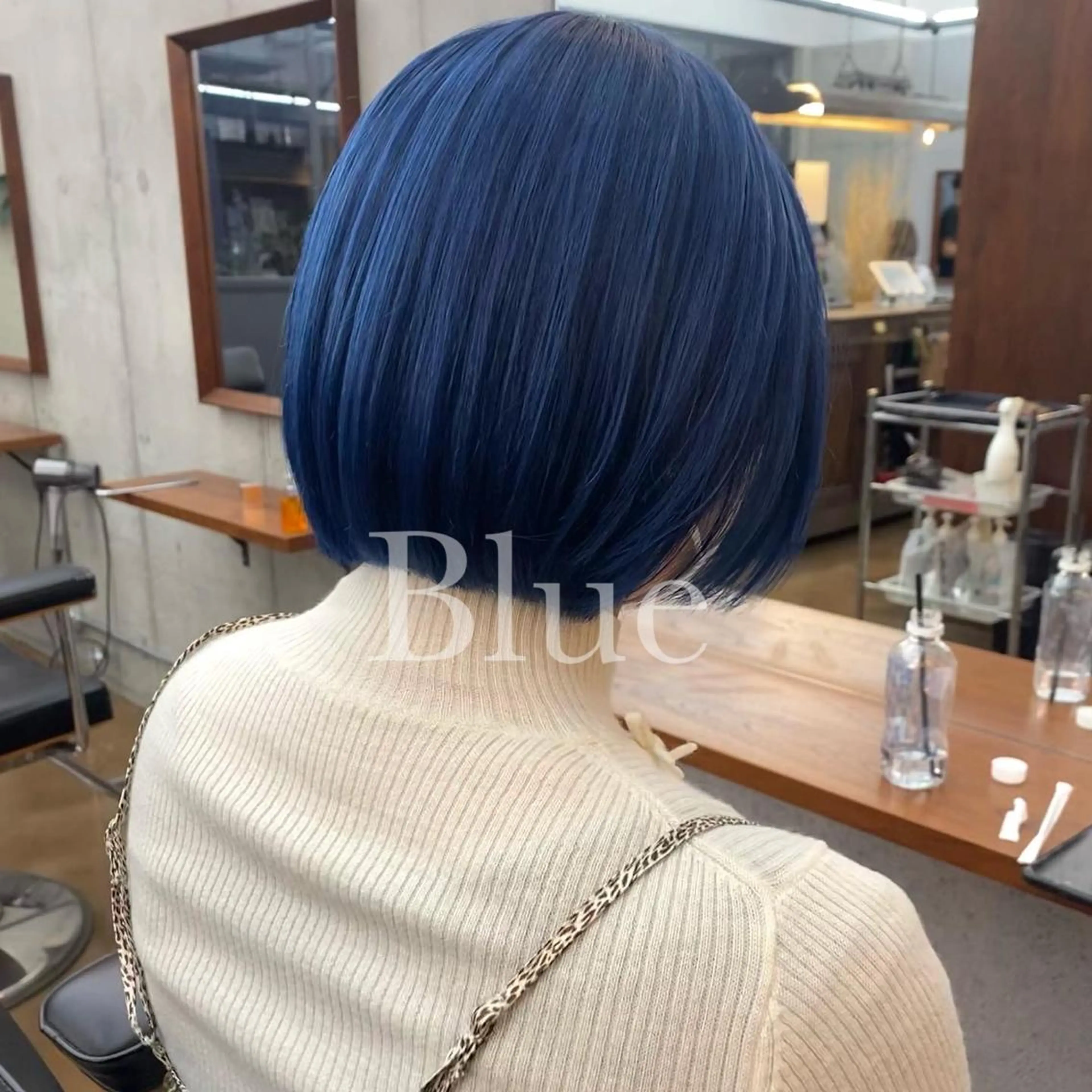 ショート カラー ブリーチ シルバー ハイトーン/デザイン hirokiのヘアスタイル