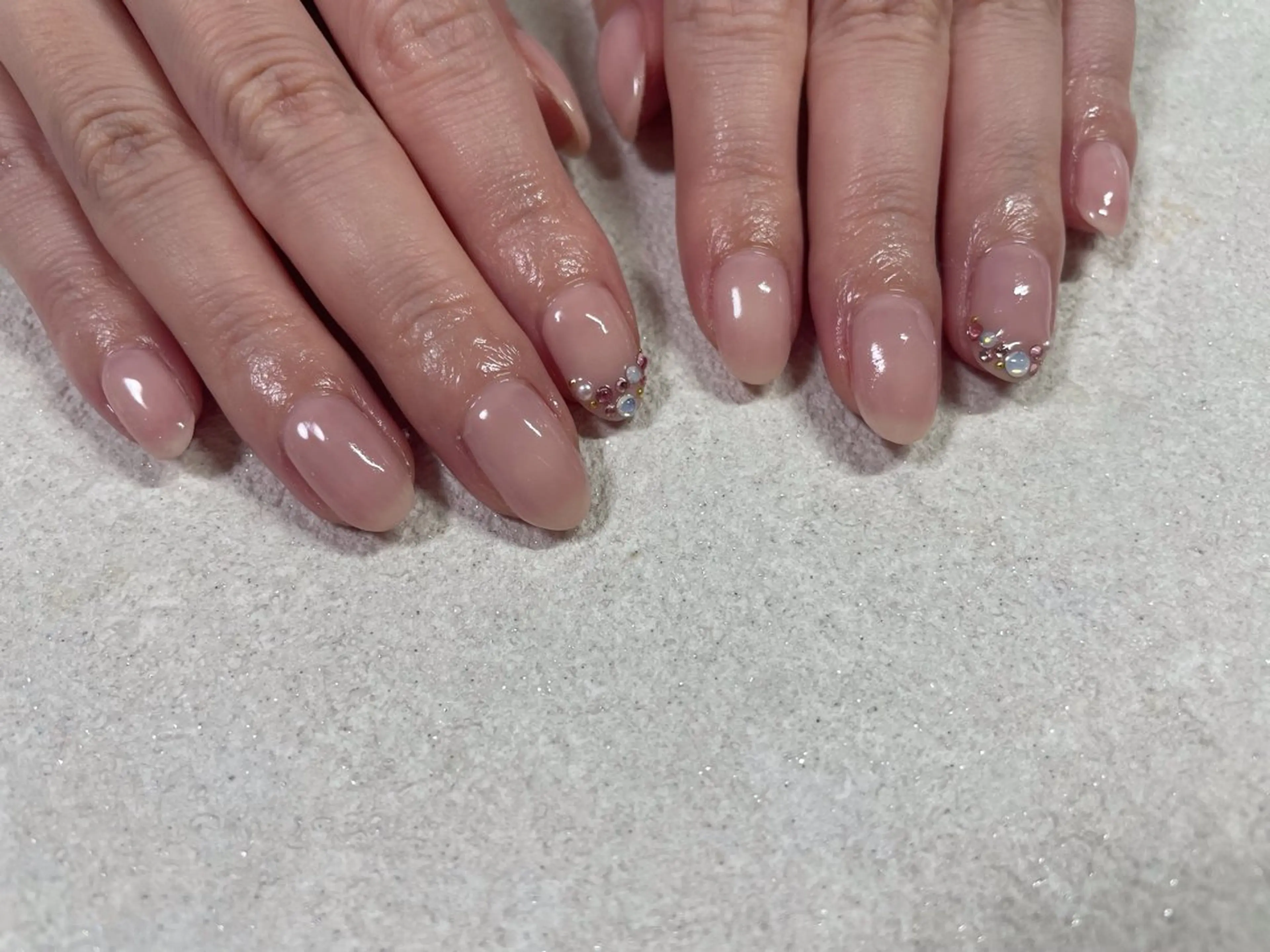 ネイル ジェルネイル 韓国ネイル メンズネイル パラジェル ストーンネイル ハンドネイル kiki nail &brow二子玉川の眉毛・アイブロウイメージ